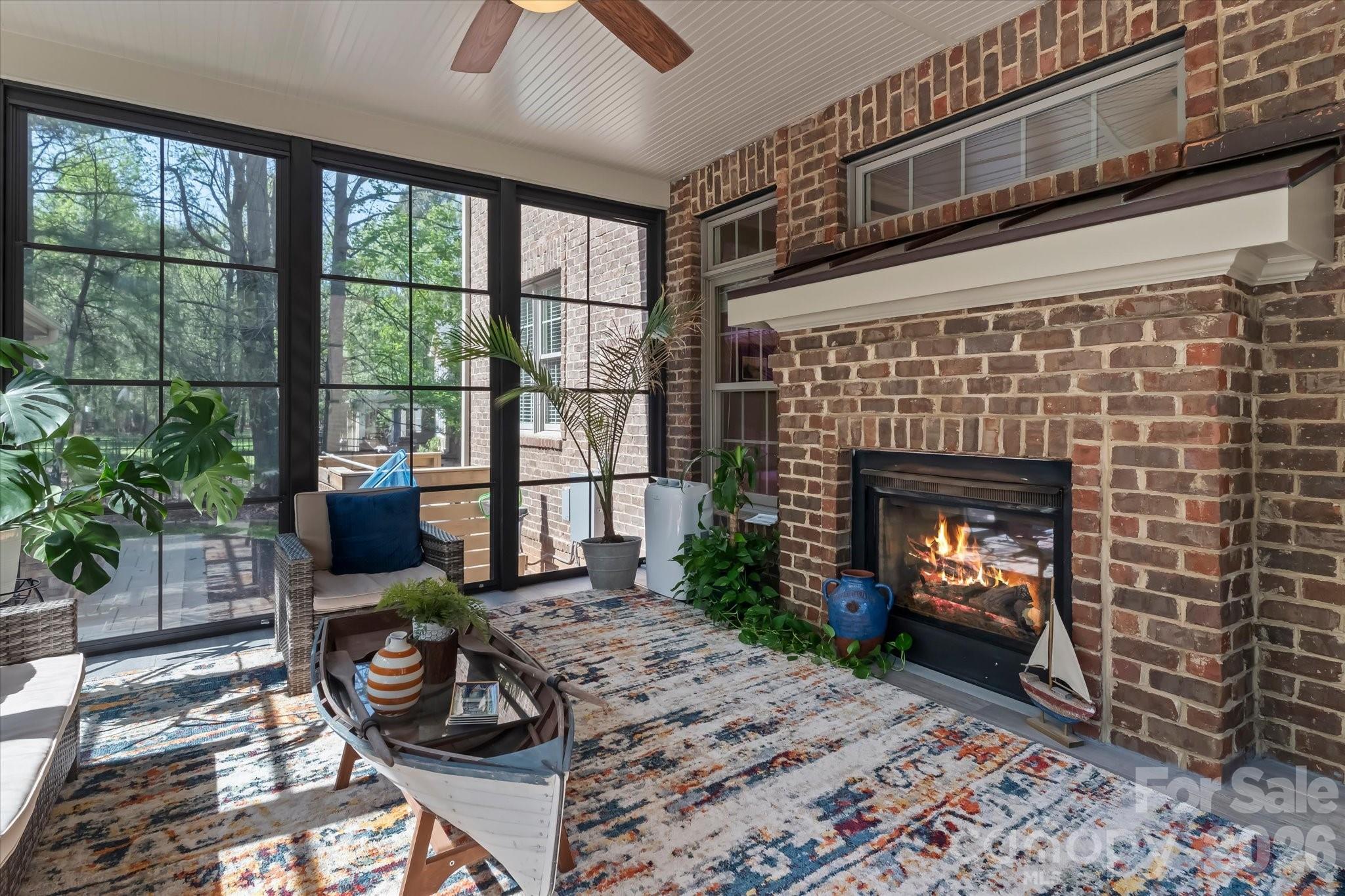 162 E Cold Hollow Farms Drive — Mooresville