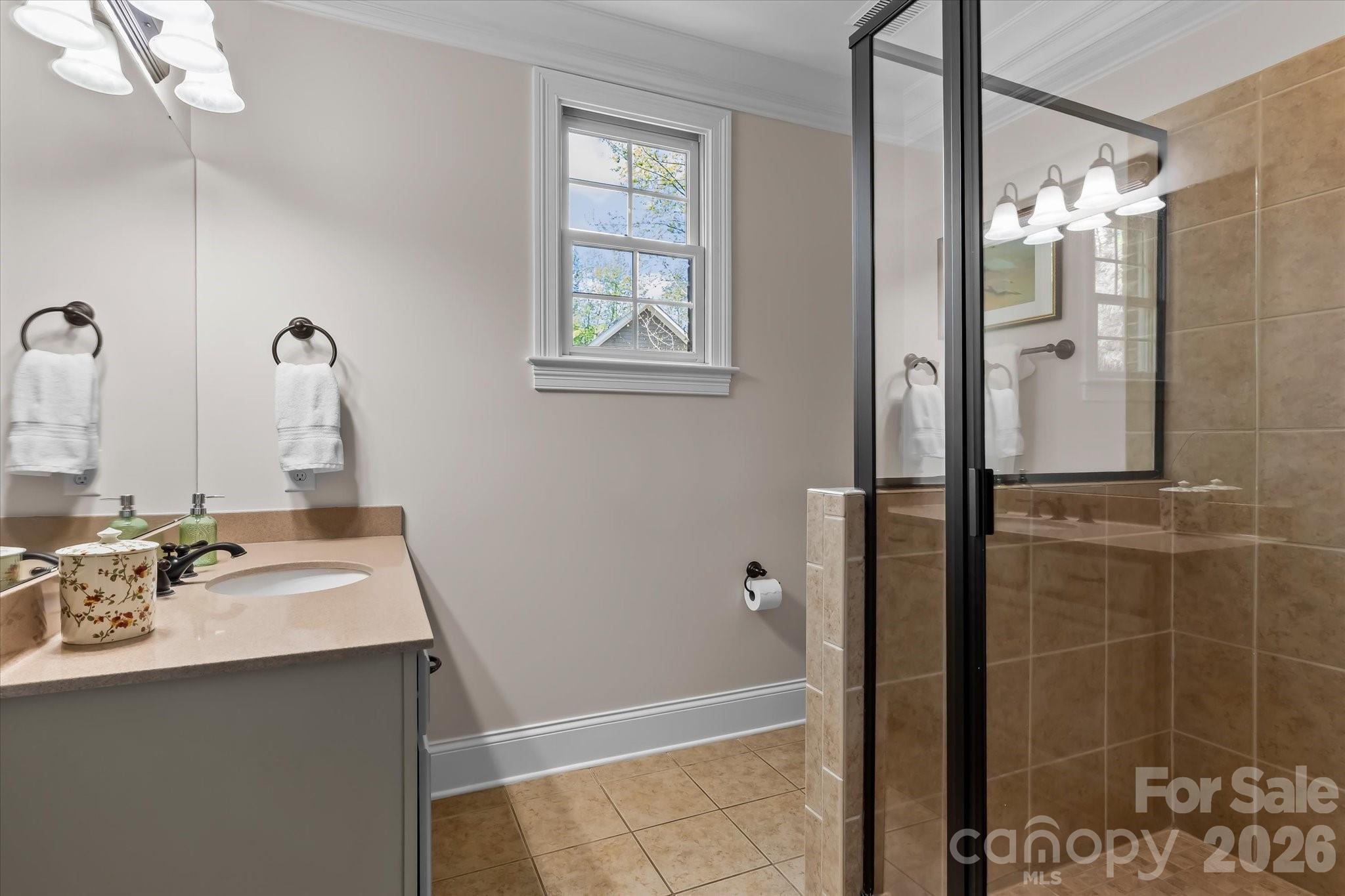 162 E Cold Hollow Farms Drive — Mooresville