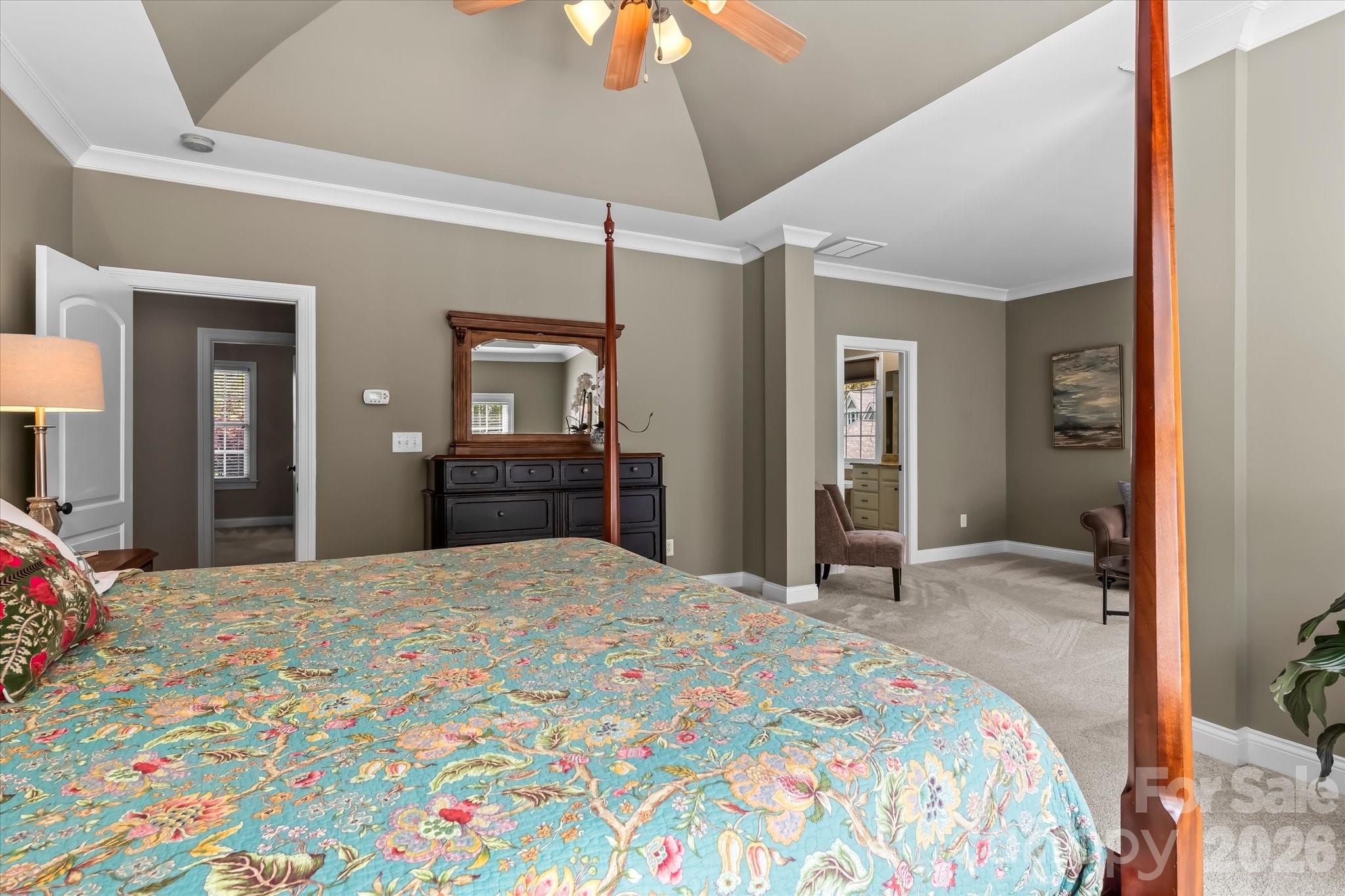 162 E Cold Hollow Farms Drive — Mooresville
