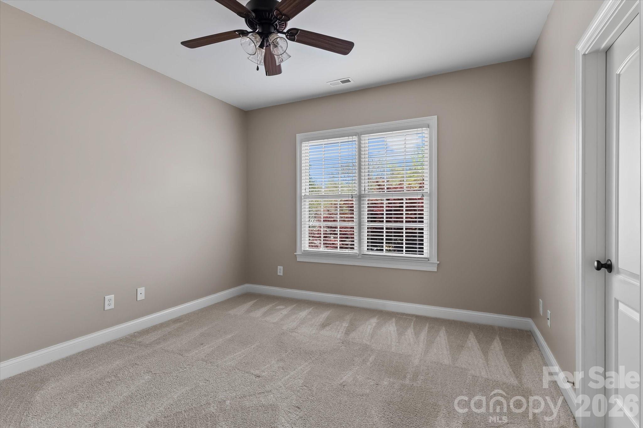 162 E Cold Hollow Farms Drive — Mooresville