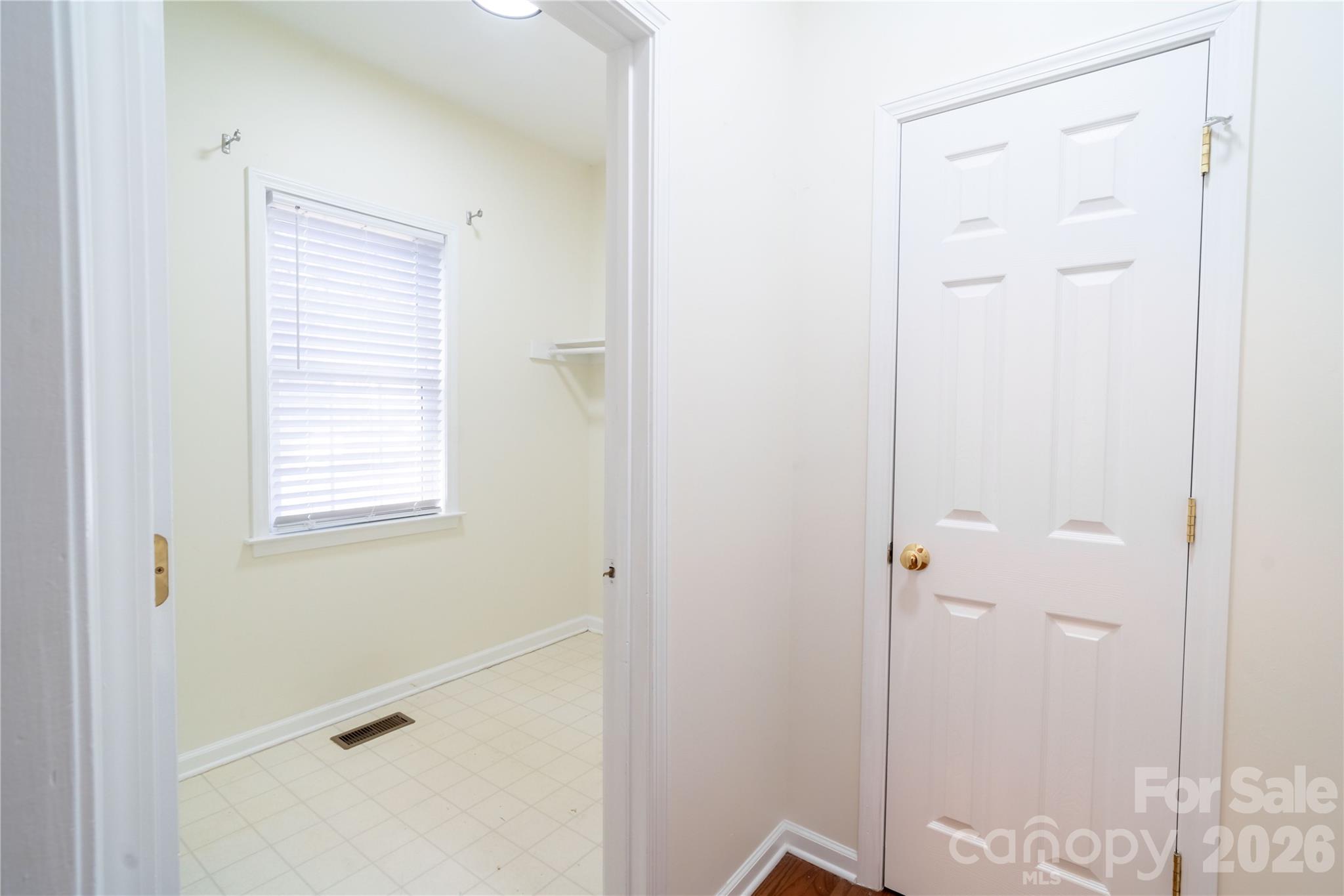16905 Laureate Road #16 — Huntersville