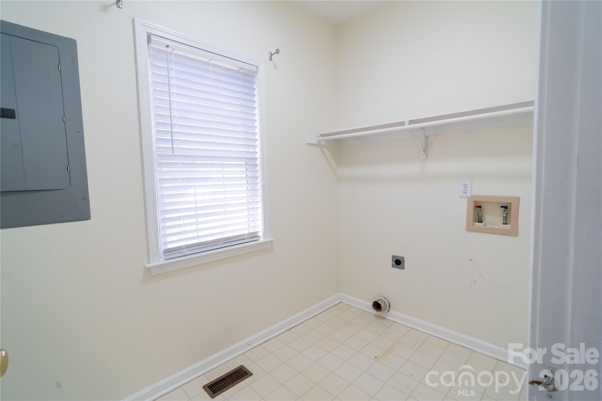 16905 Laureate Road #16 — Huntersville