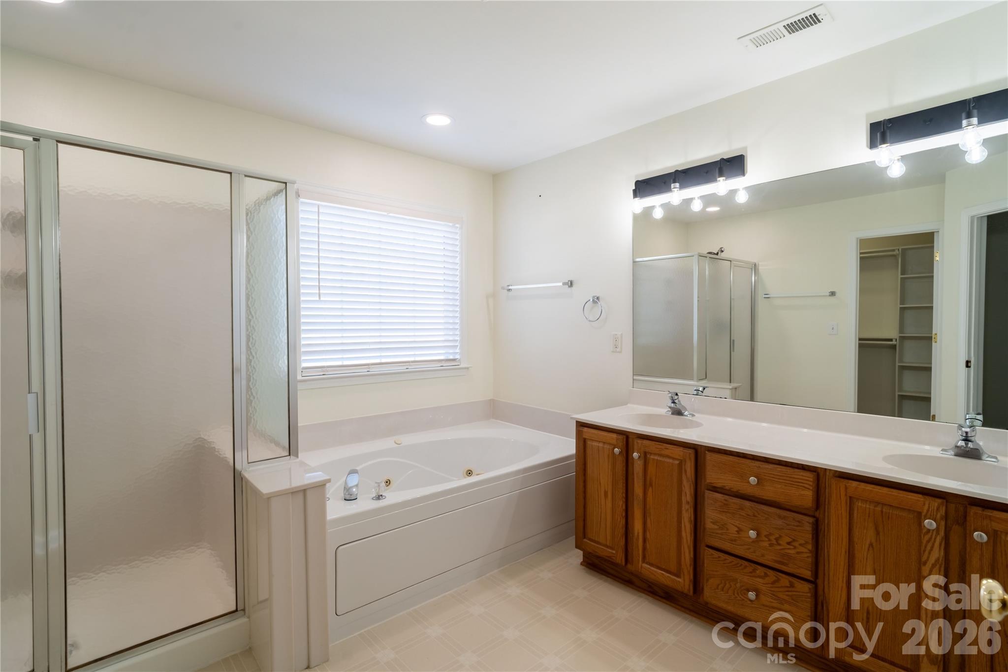 16905 Laureate Road #16 — Huntersville