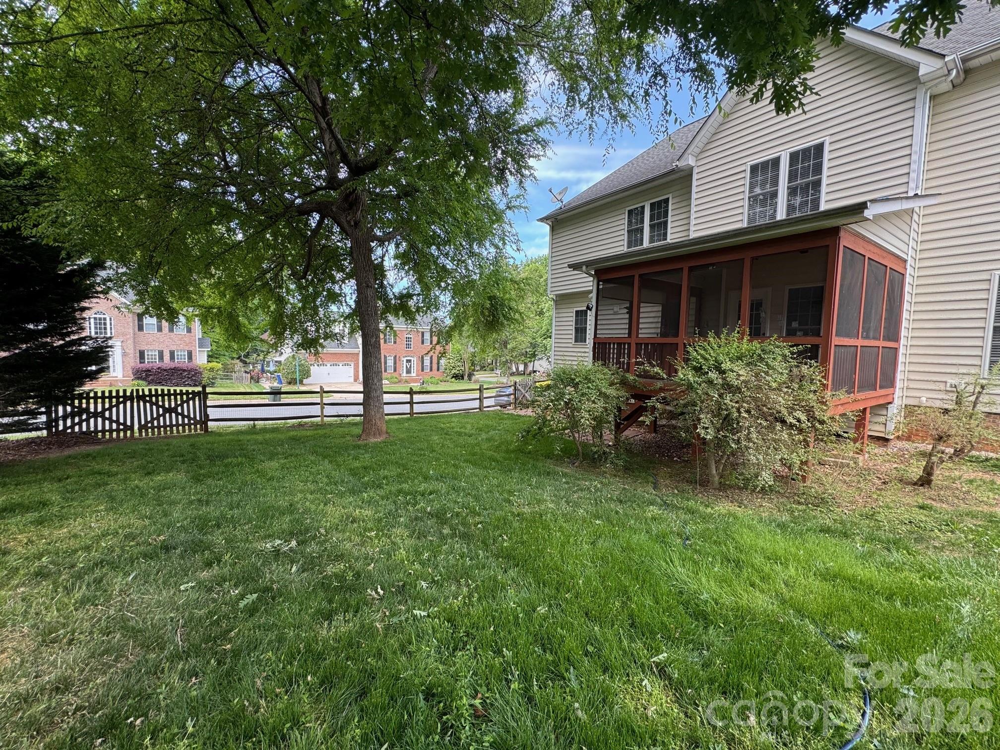 16905 Laureate Road #16 — Huntersville