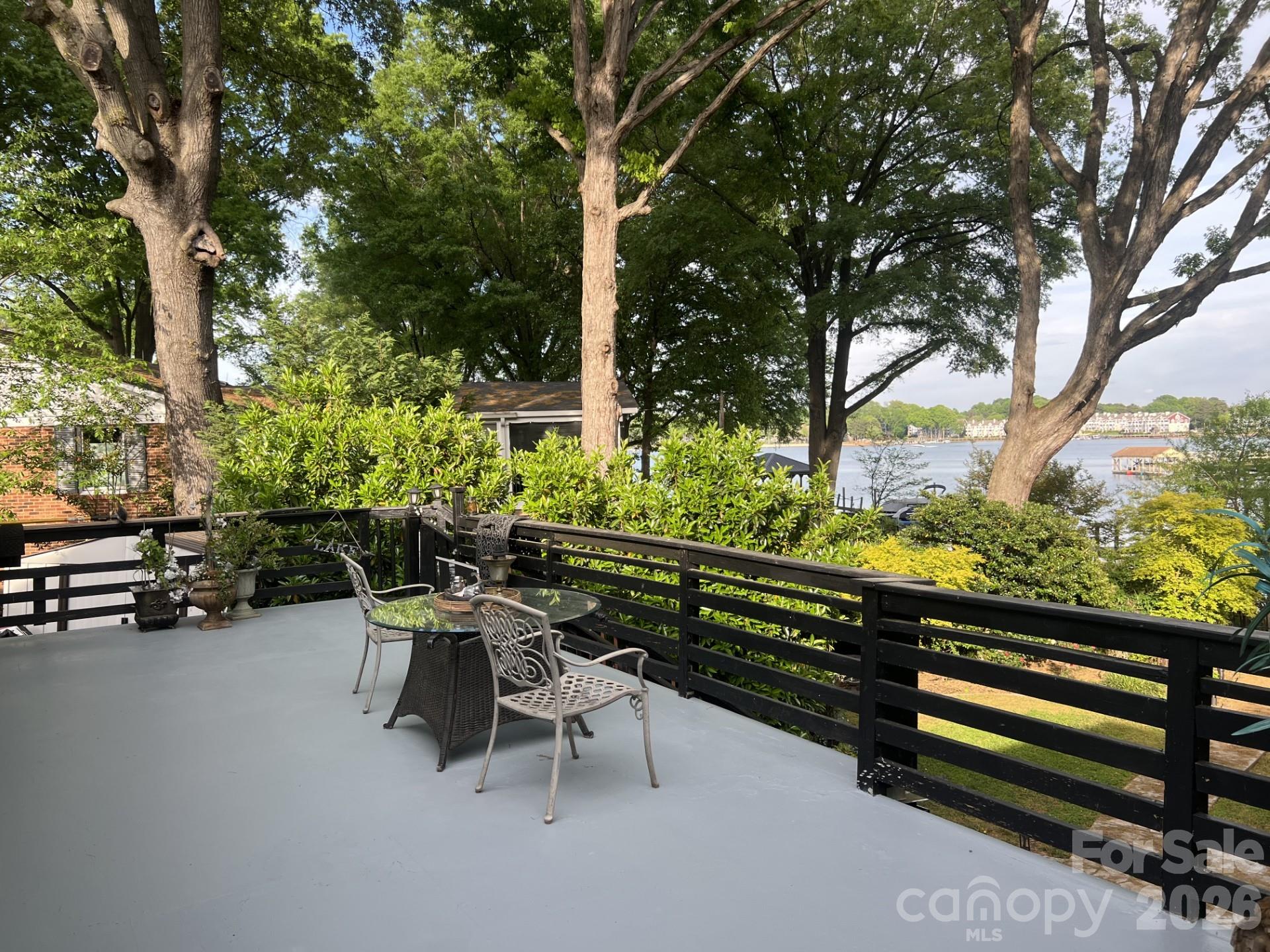 21510 Norman Shores Drive — Cornelius