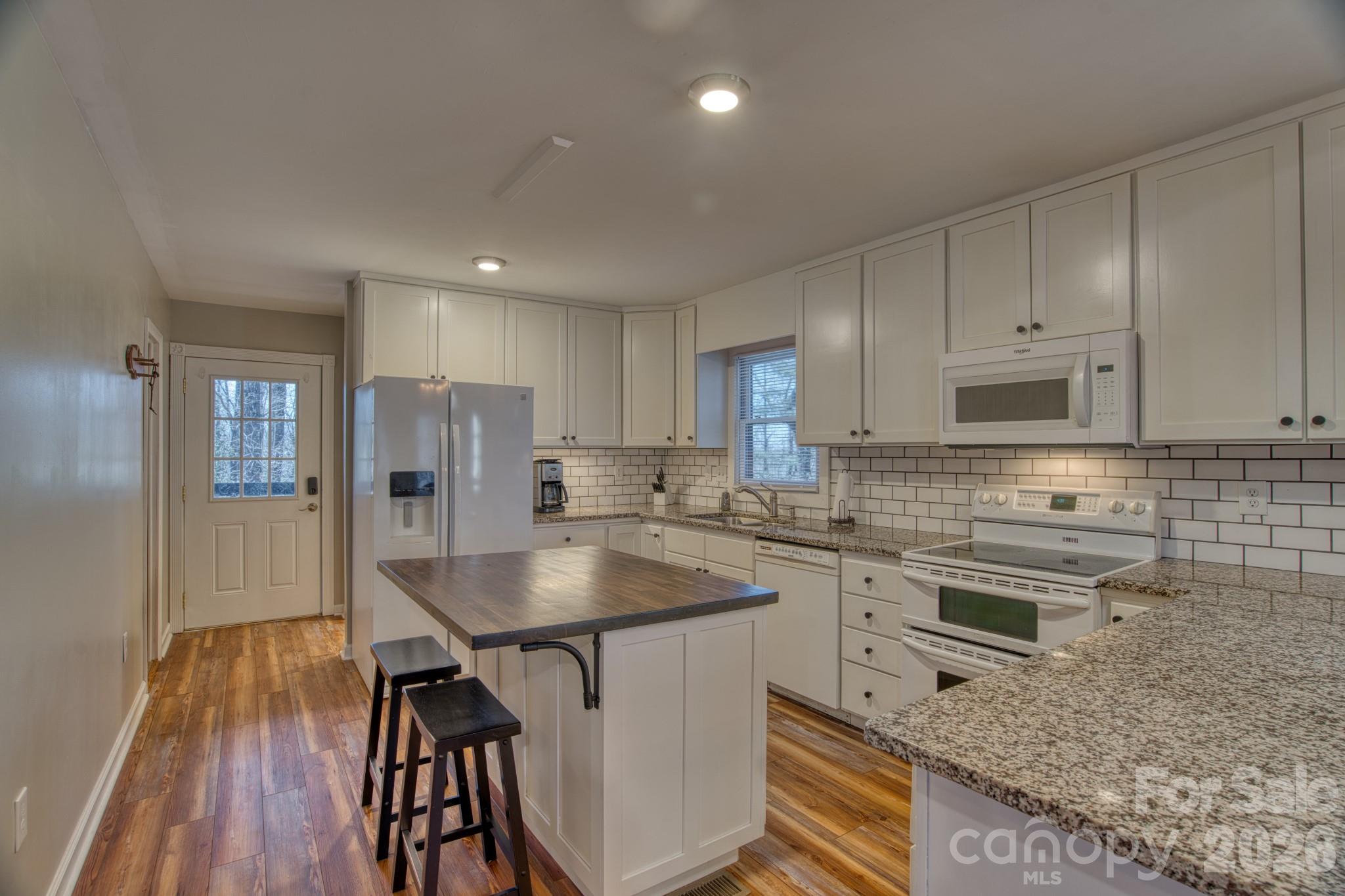 46 Wahuhu Court — Brevard