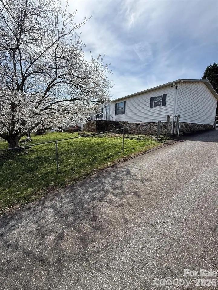 5141 Gold Finch Court — Granite Falls