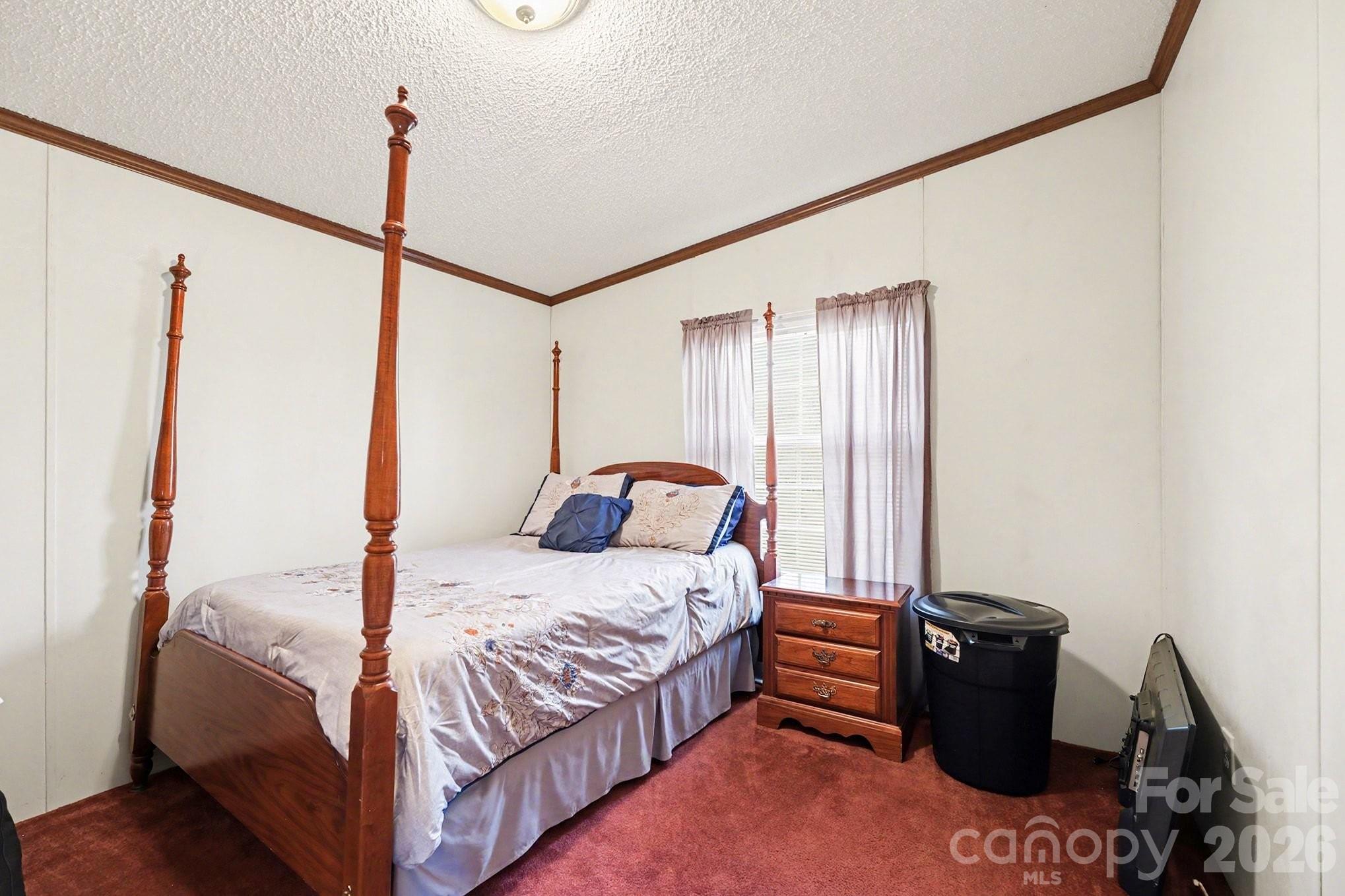1115 Cross Creek Drive — Walnut Cove