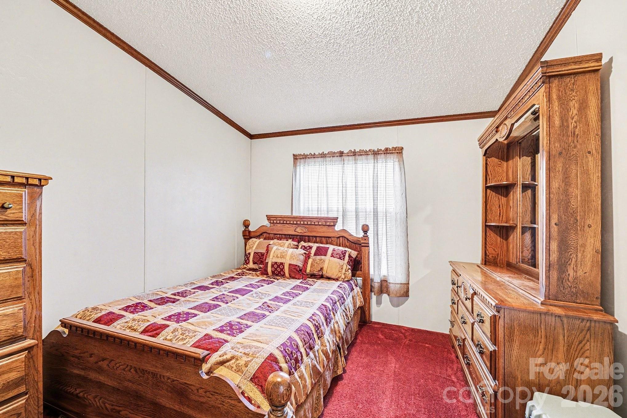 1115 Cross Creek Drive — Walnut Cove