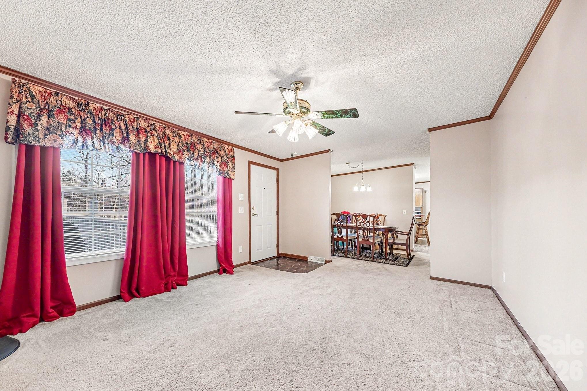 1115 Cross Creek Drive — Walnut Cove
