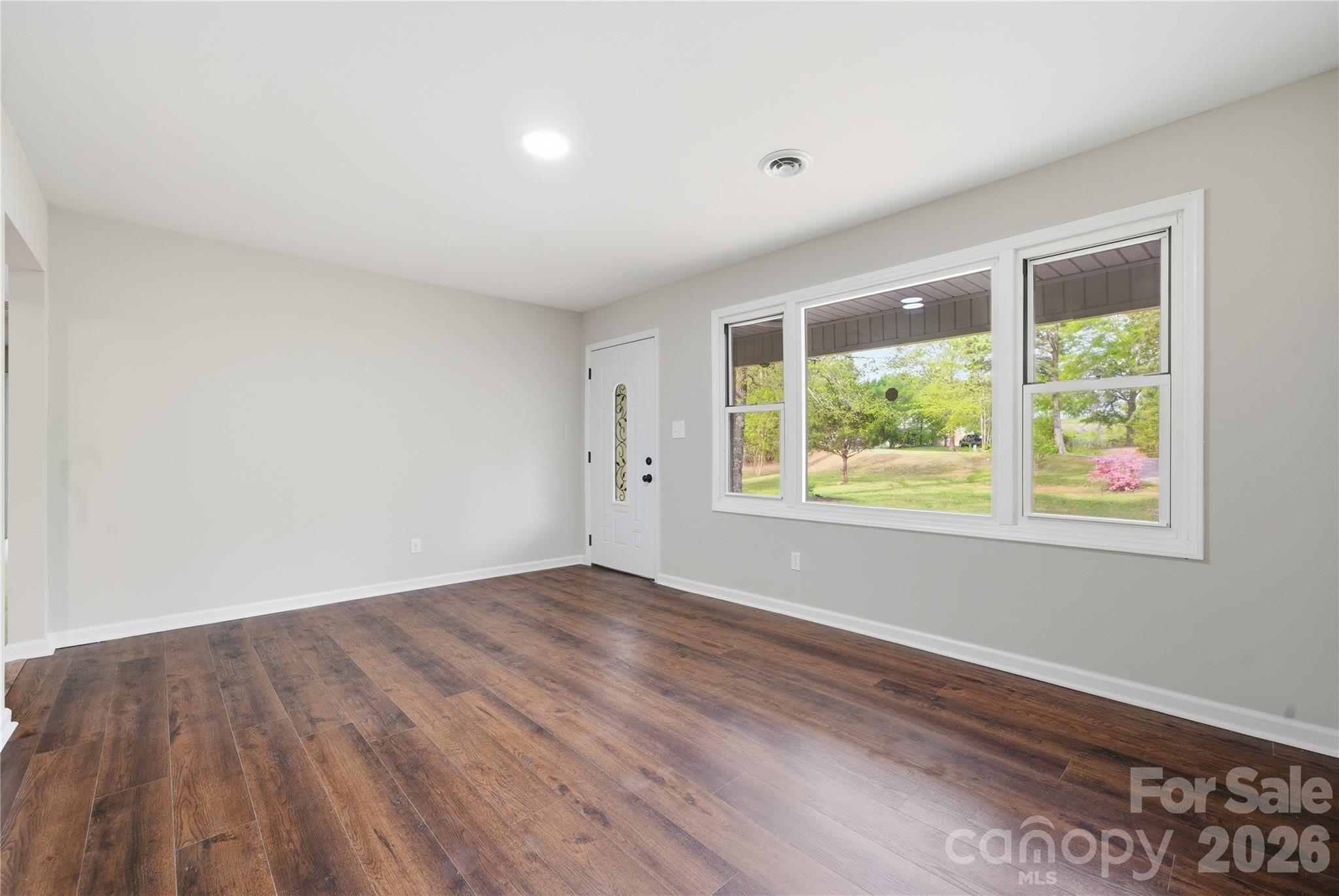 3285 Douglas Way Lane — Lancaster