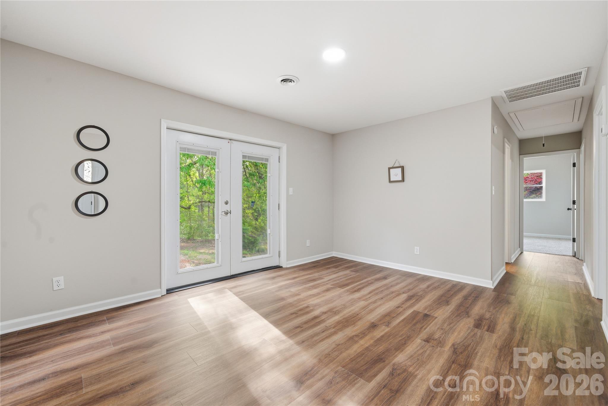 3285 Douglas Way Lane — Lancaster