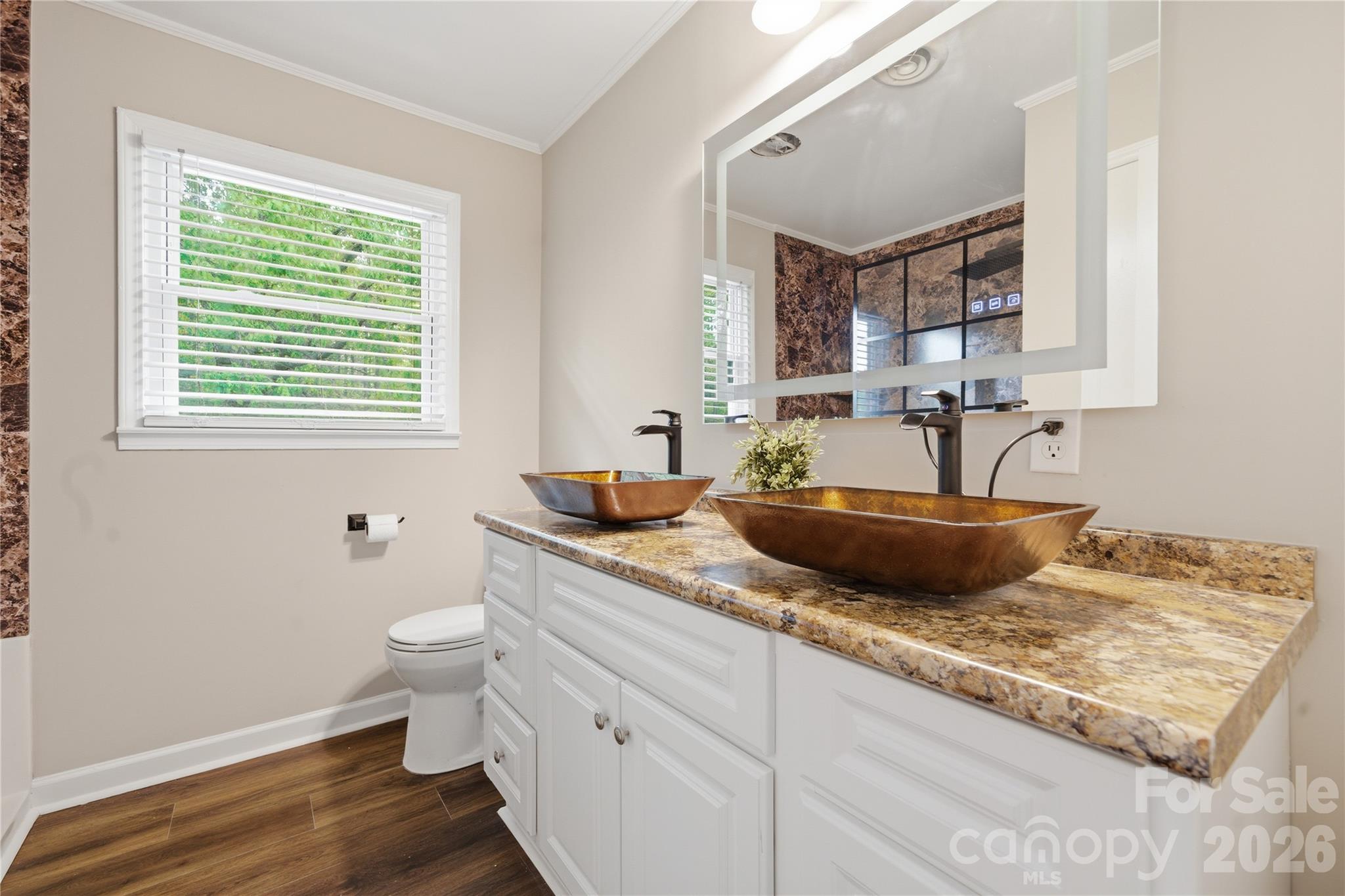 3285 Douglas Way Lane — Lancaster