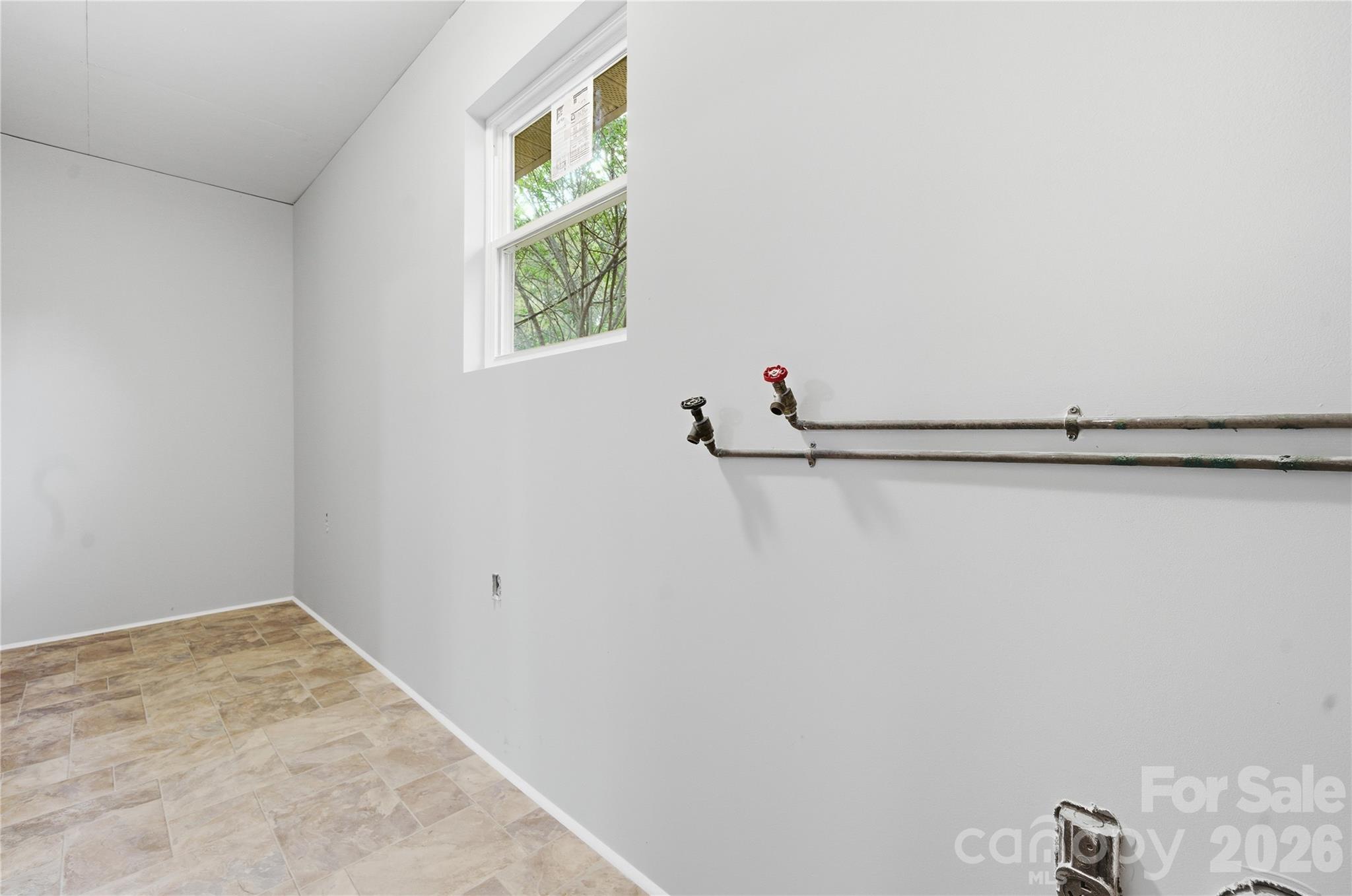 3285 Douglas Way Lane — Lancaster
