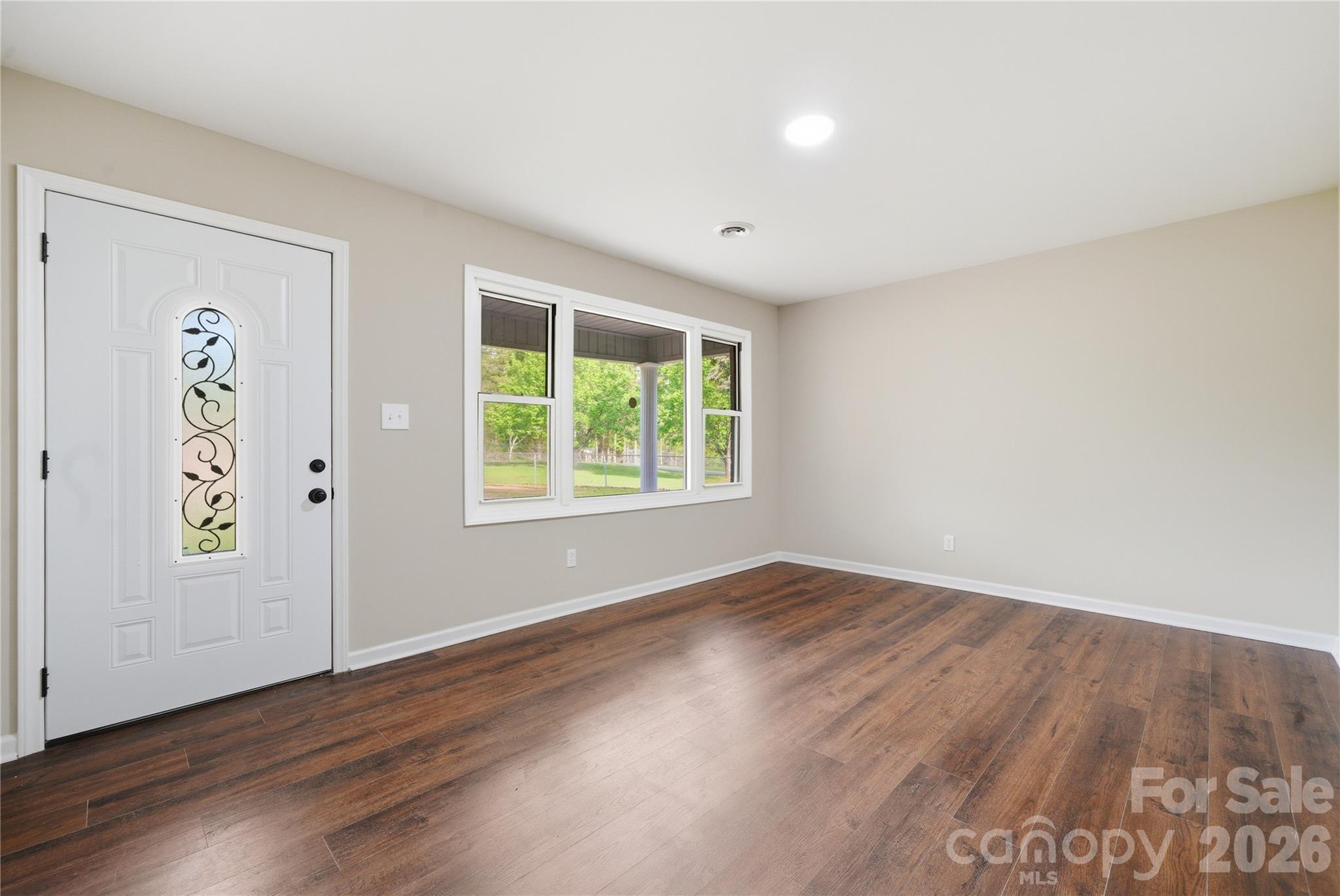 3285 Douglas Way Lane — Lancaster