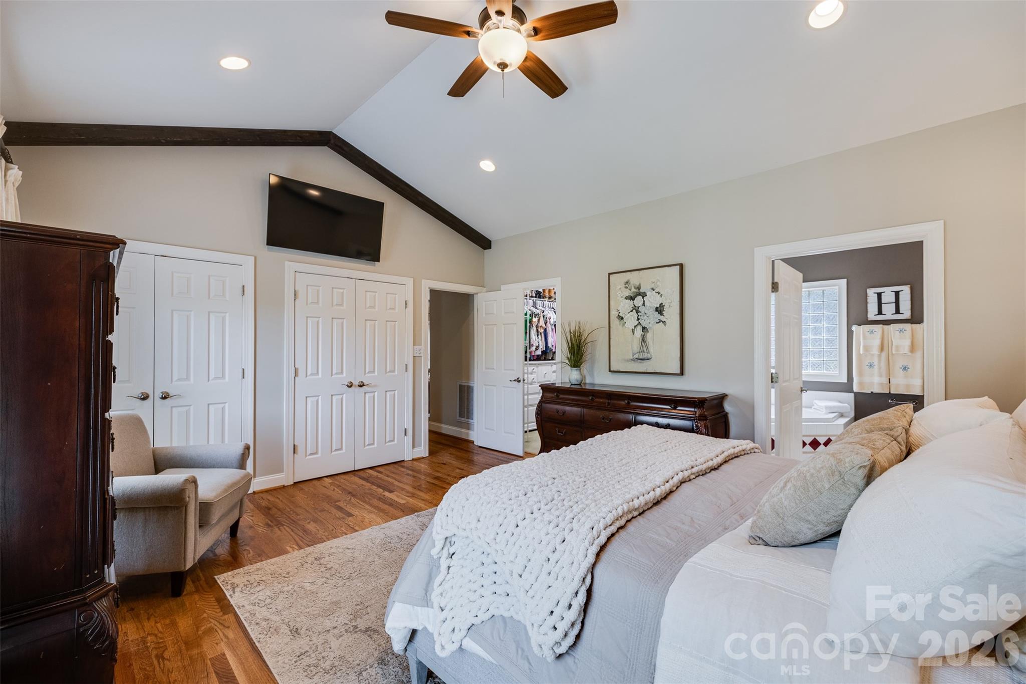 1004 Ashley Place — Belmont