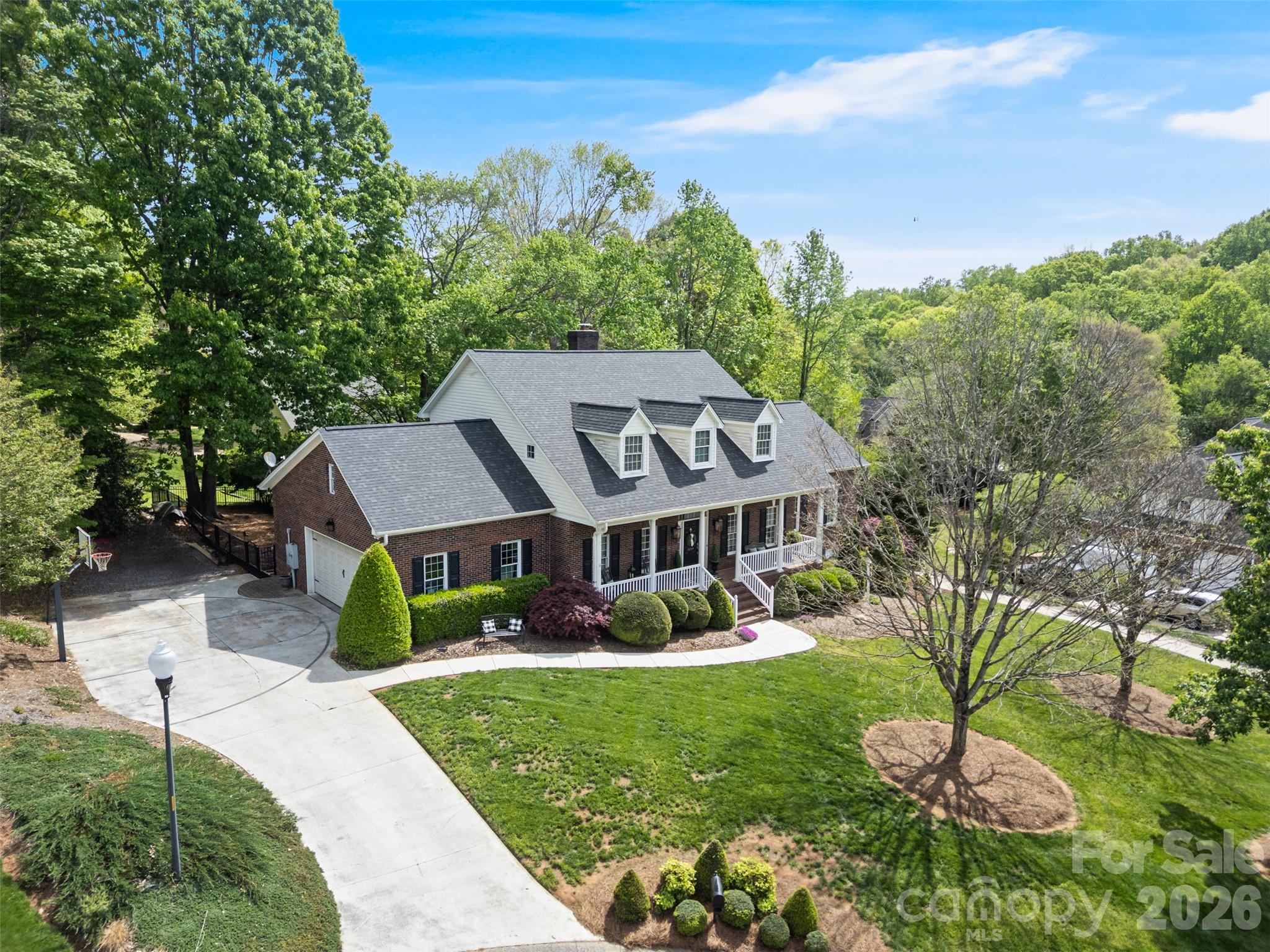 1004 Ashley Place — Belmont