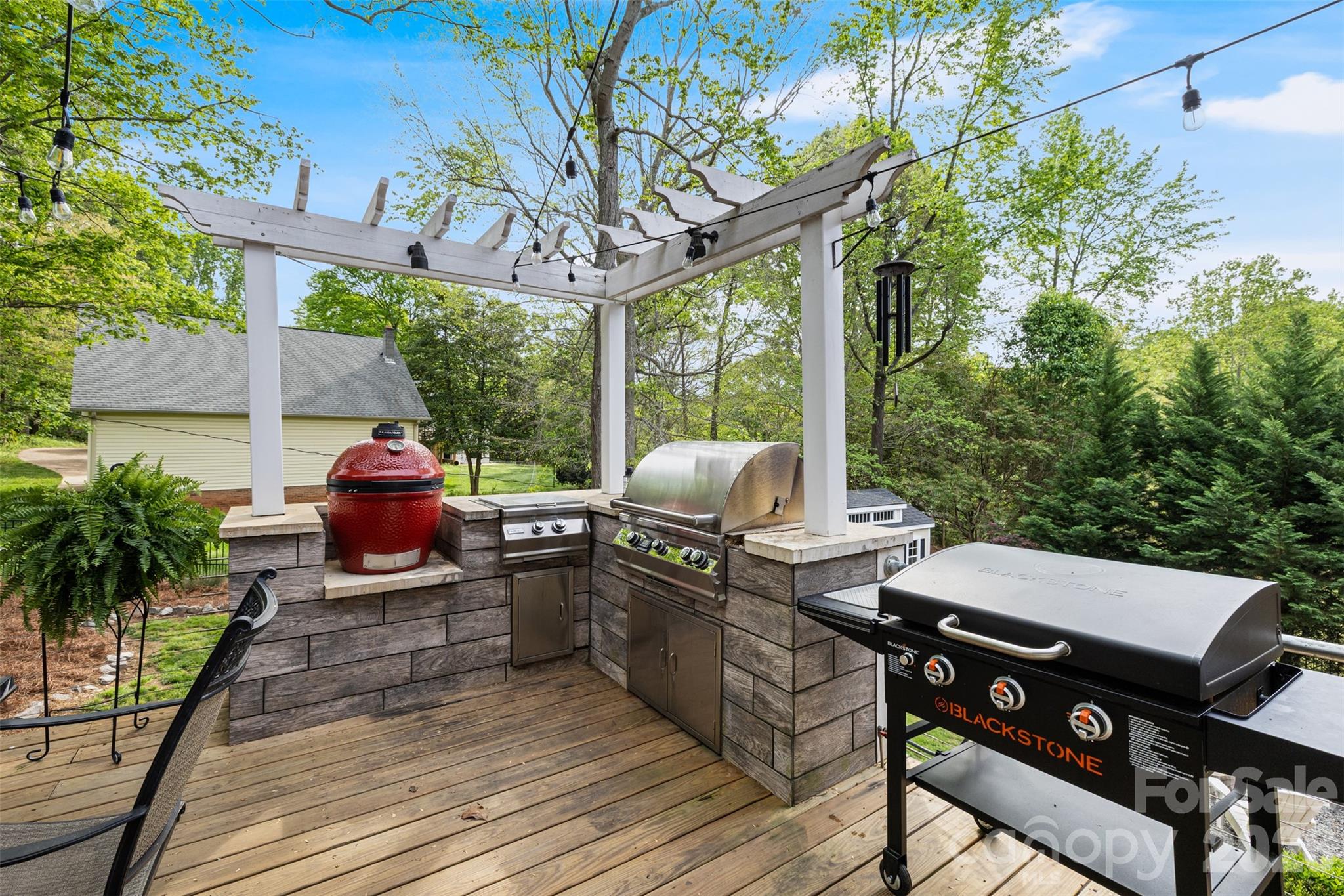 1004 Ashley Place — Belmont