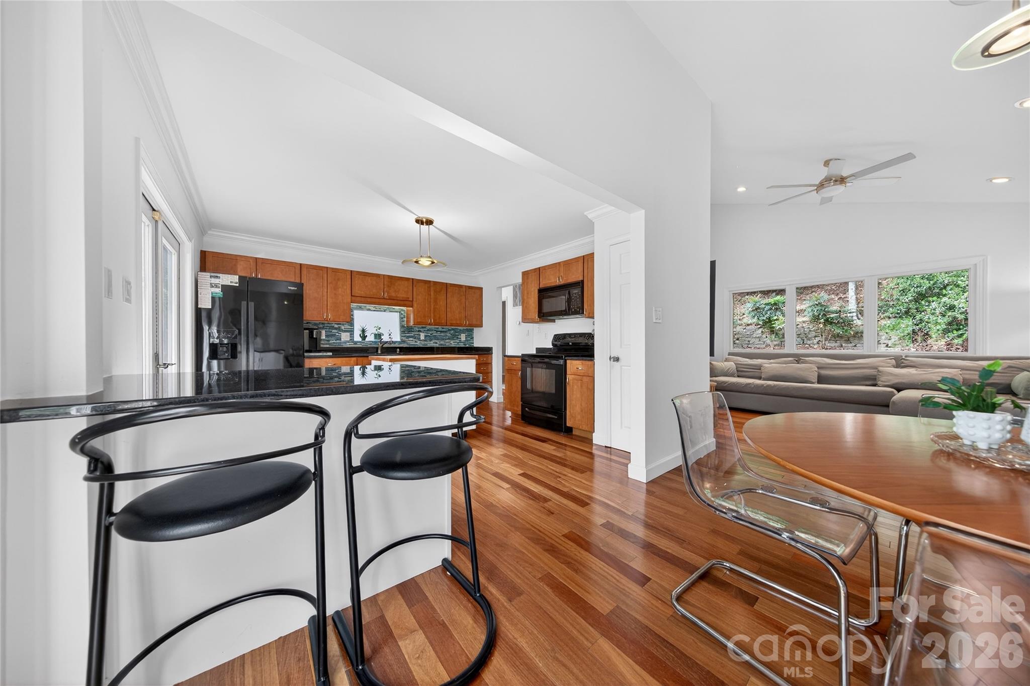 16118 Tana Tea Circle — Tega Cay
