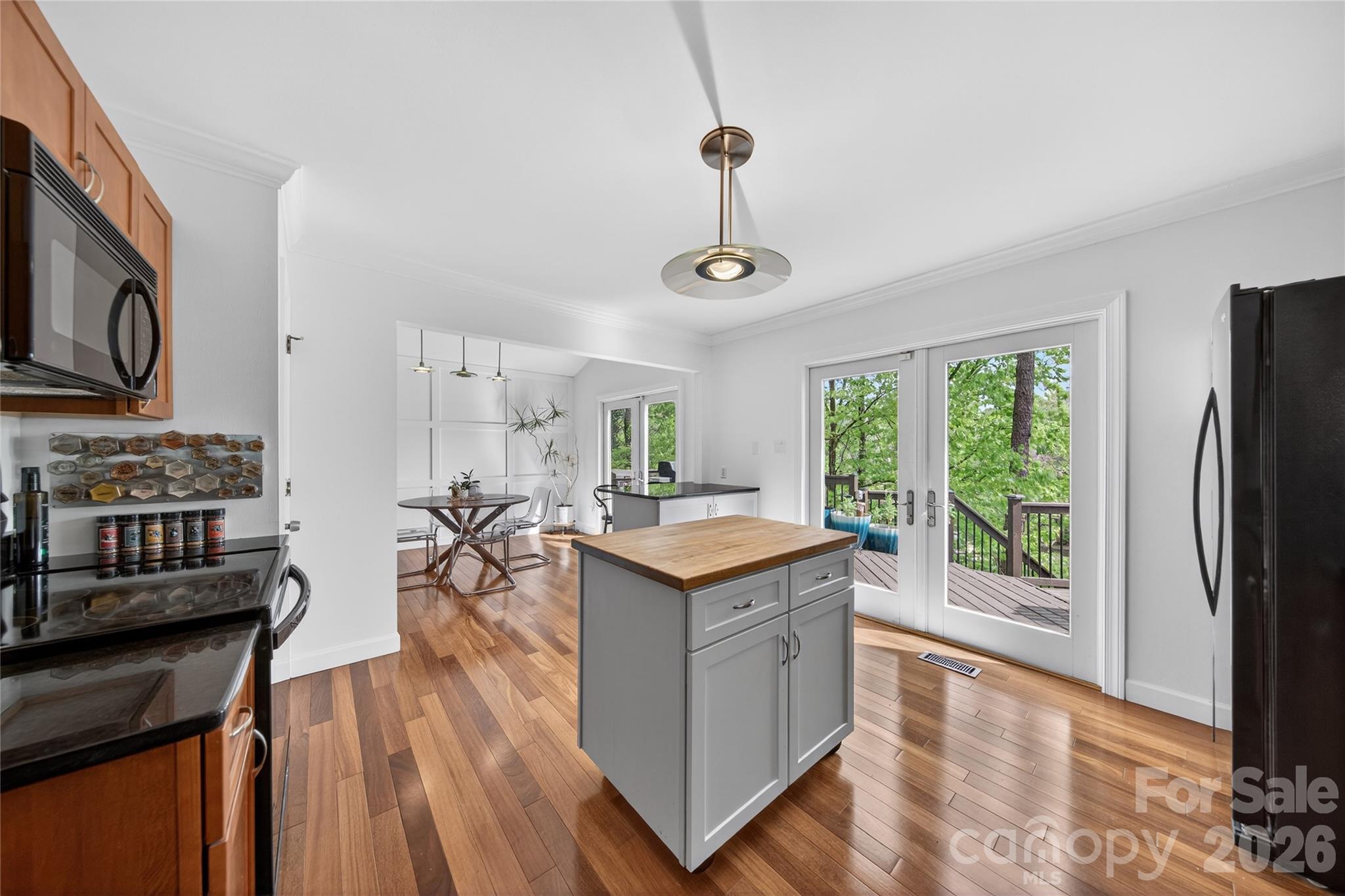 16118 Tana Tea Circle — Tega Cay