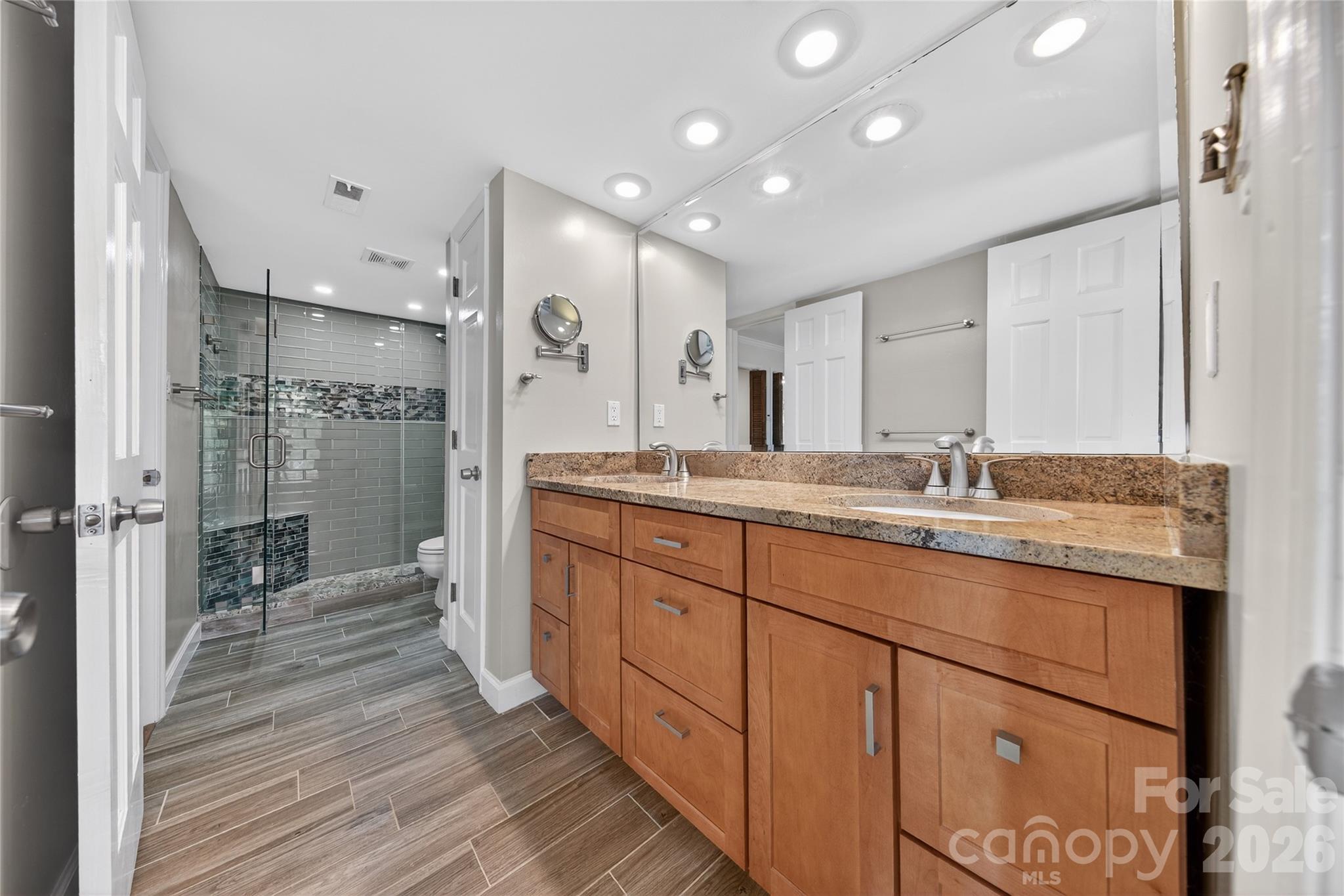 16118 Tana Tea Circle — Tega Cay