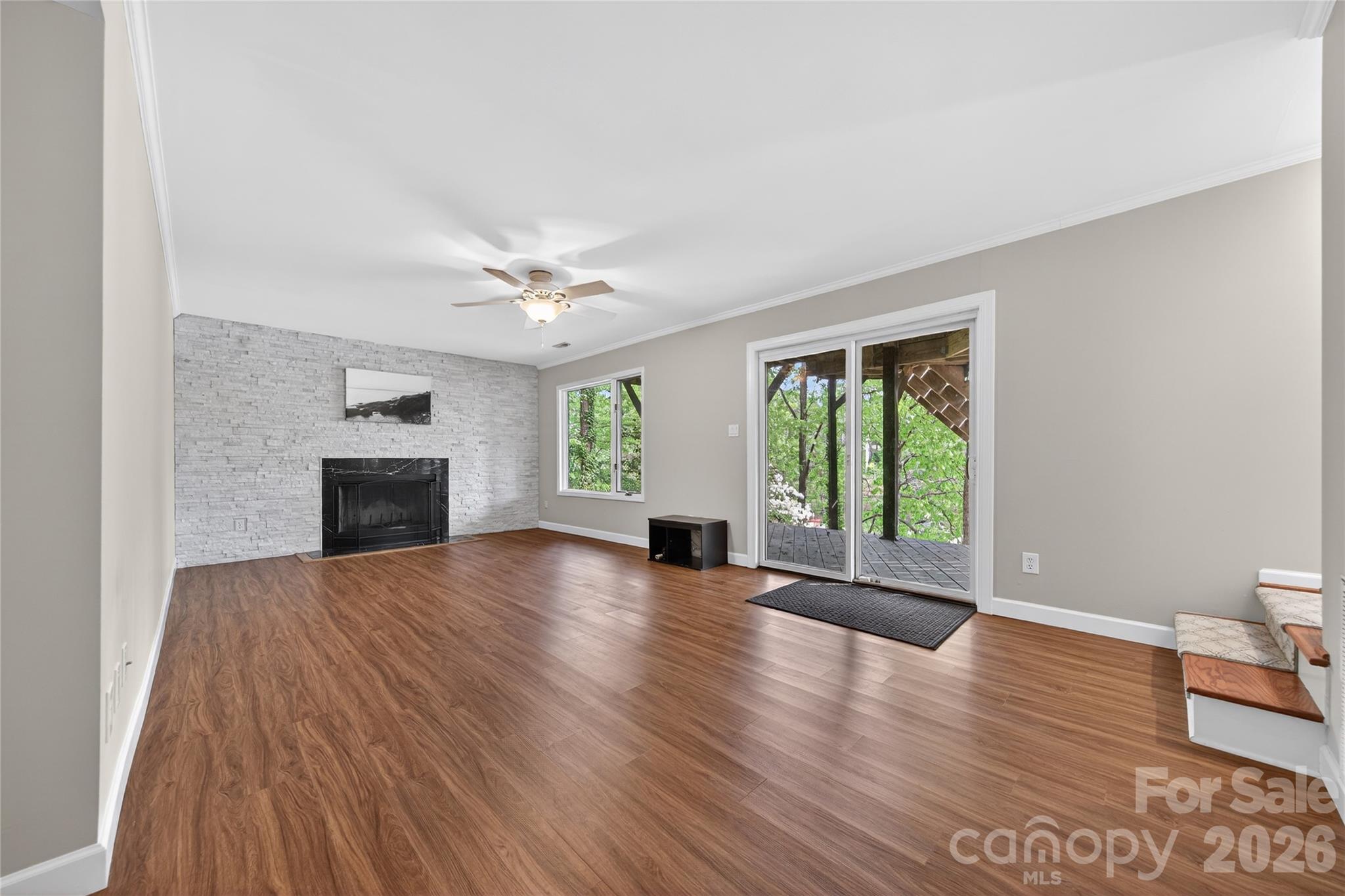 16118 Tana Tea Circle — Tega Cay