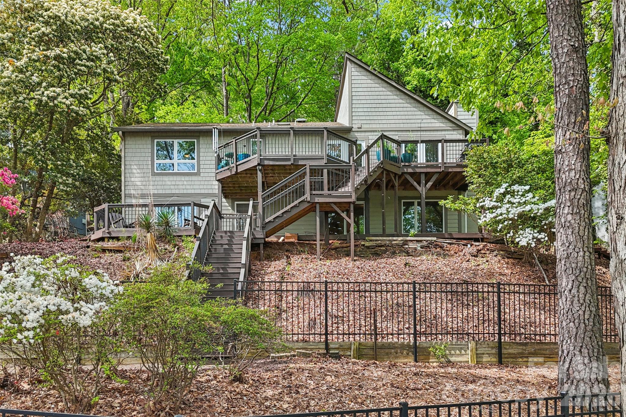 16118 Tana Tea Circle — Tega Cay