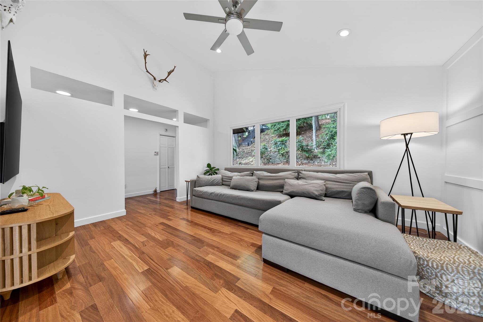 16118 Tana Tea Circle — Tega Cay