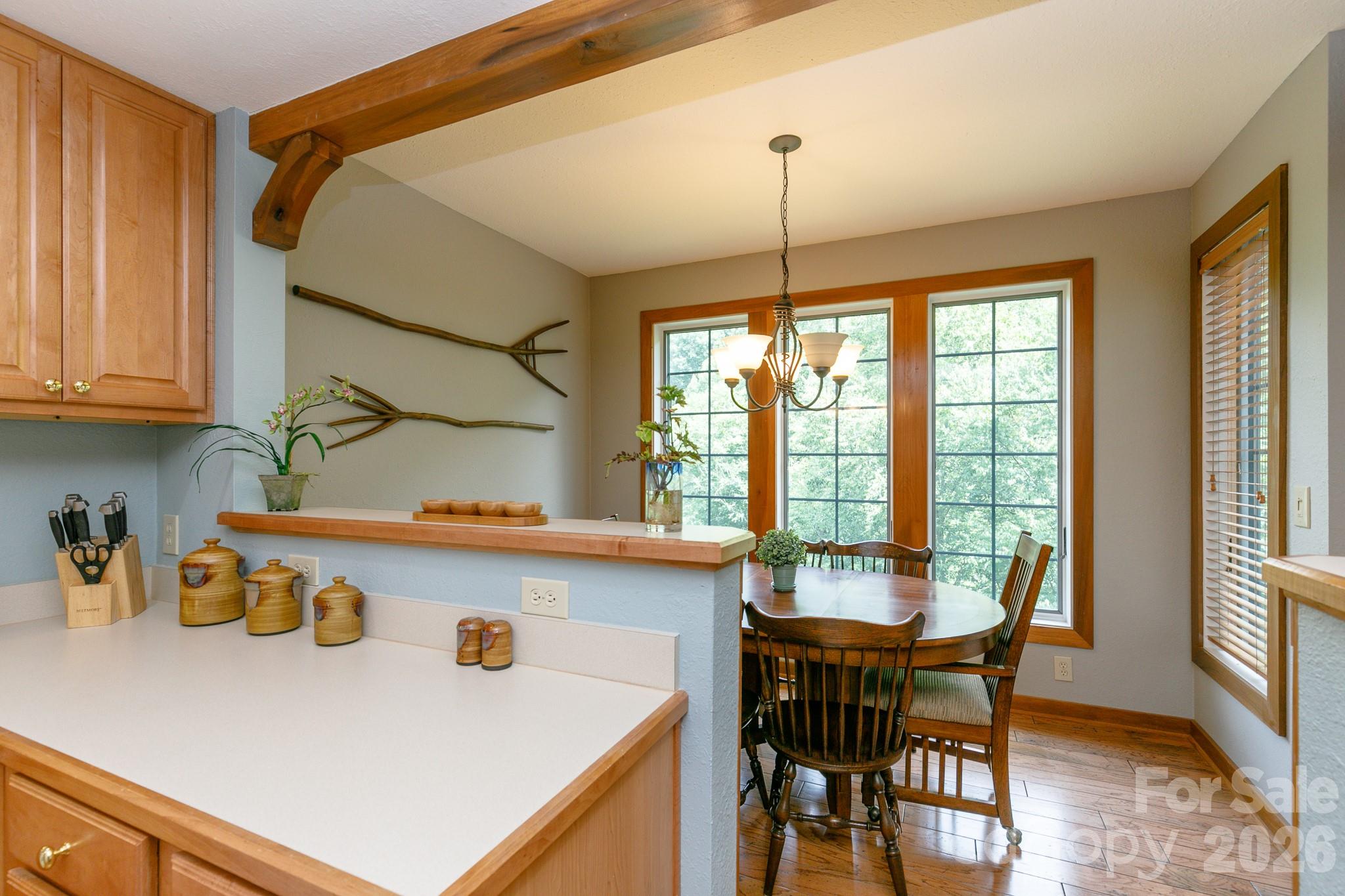 222 Creekside Way #D/202 — Burnsville