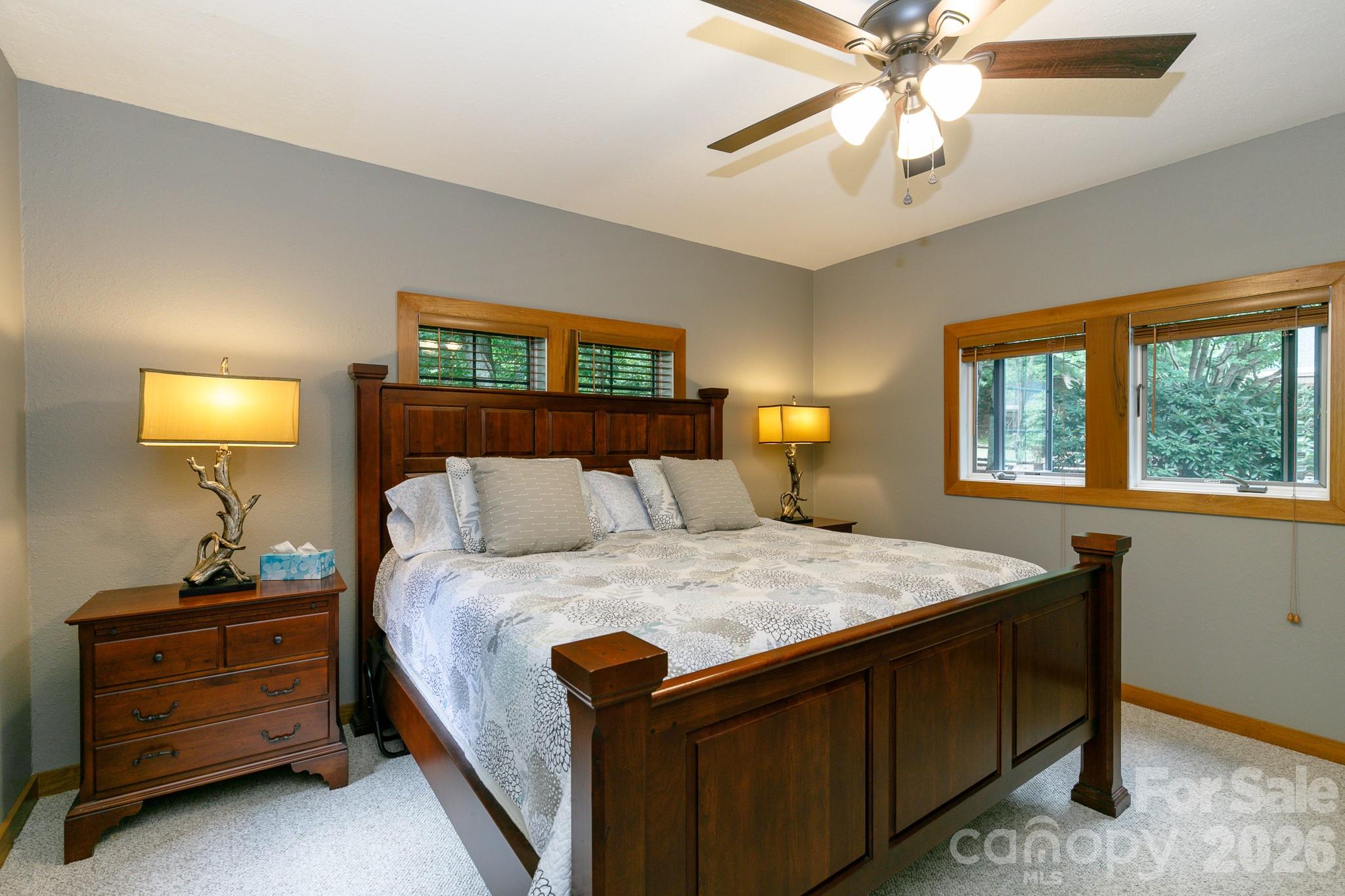 222 Creekside Way #D/202 — Burnsville