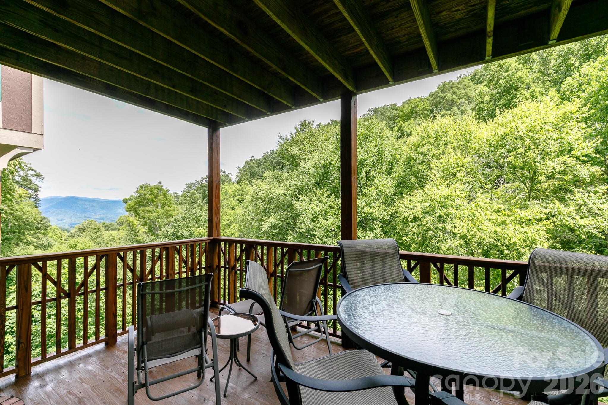 222 Creekside Way #D/202 — Burnsville