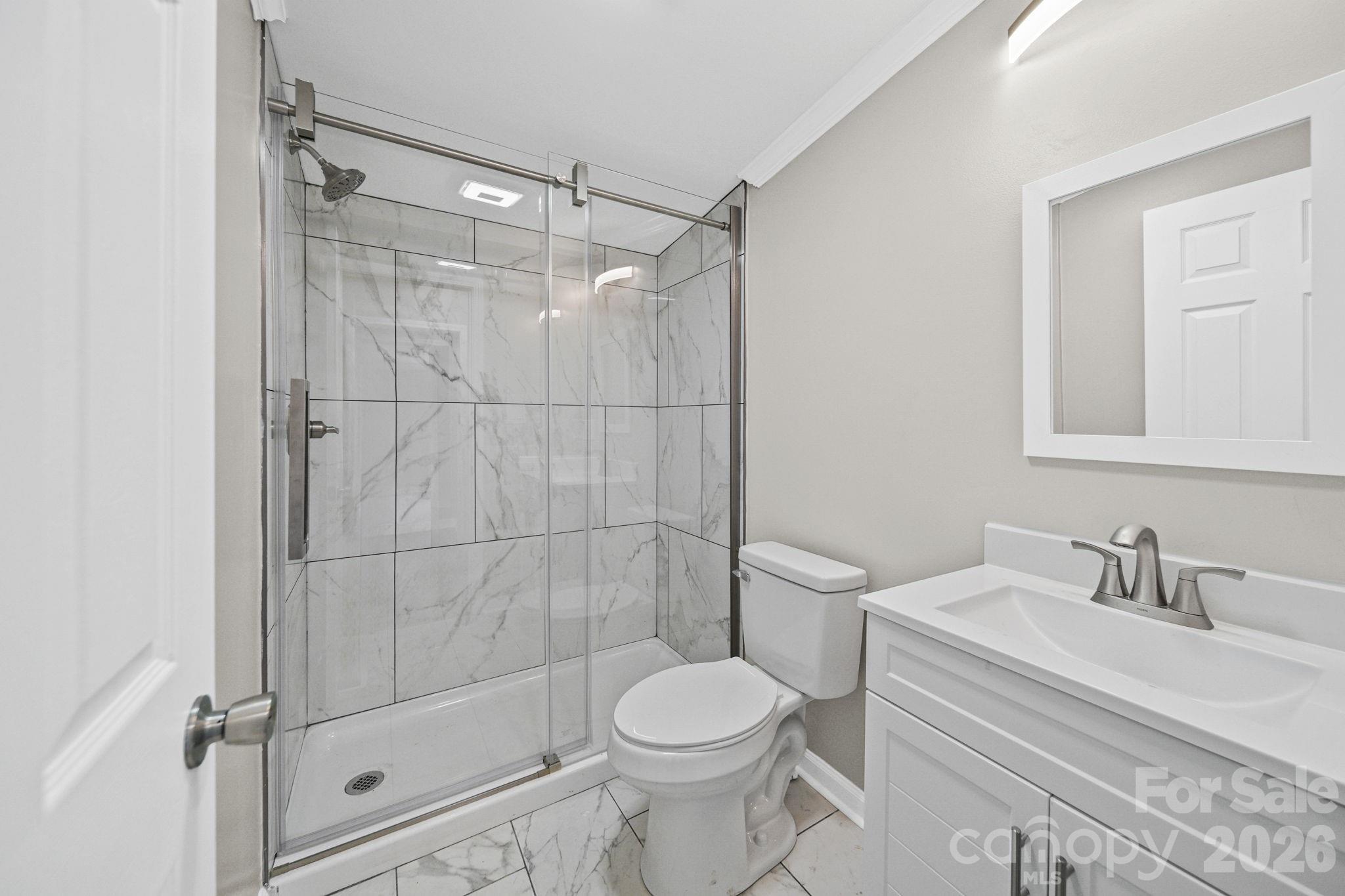 8592 Amanda Lane — Norwood