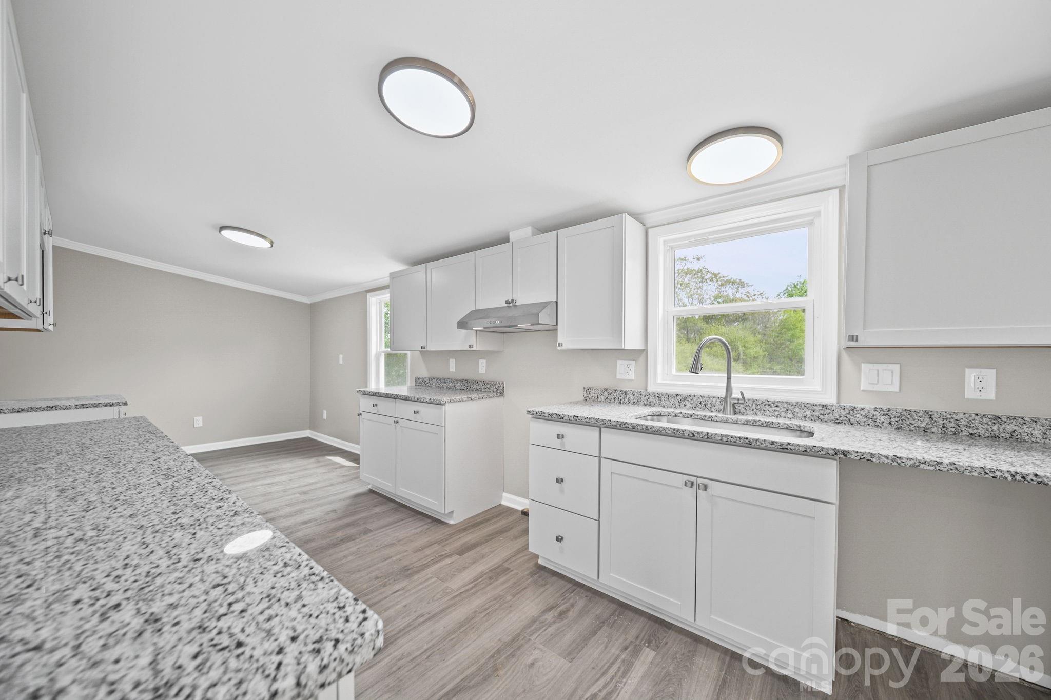 8592 Amanda Lane — Norwood