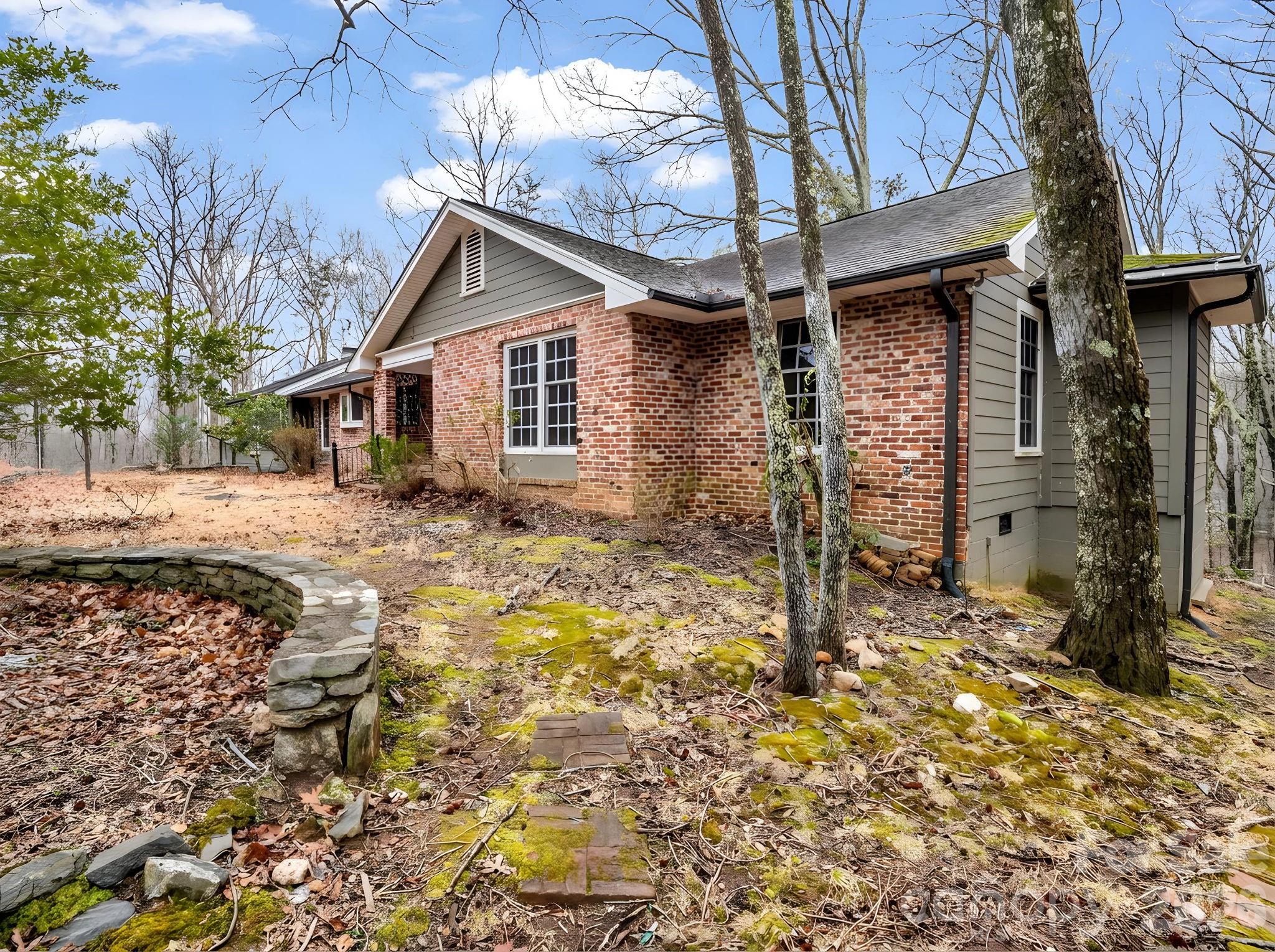 117 Hummingbird Lane — Columbus