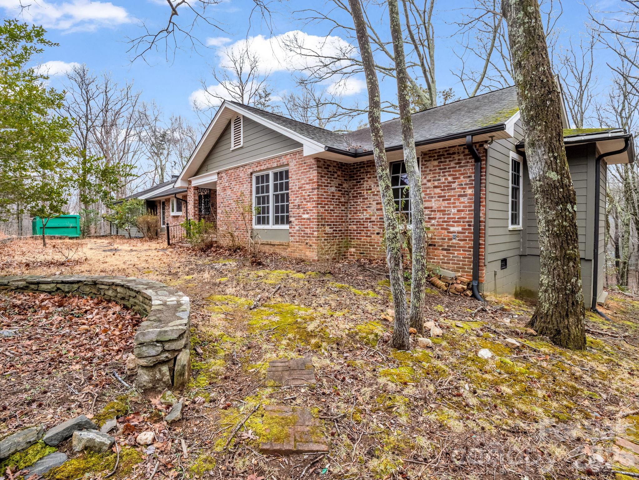 117 Hummingbird Lane — Columbus