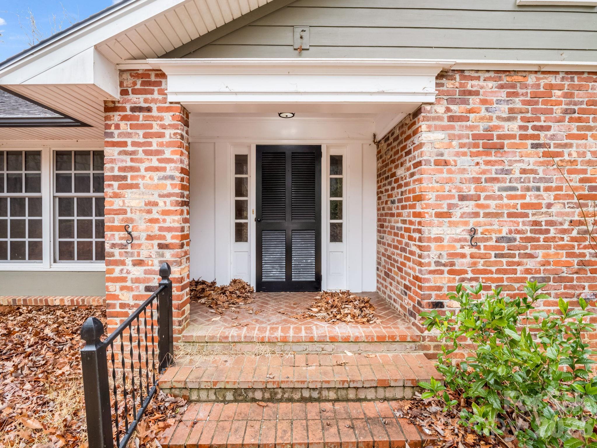 117 Hummingbird Lane — Columbus