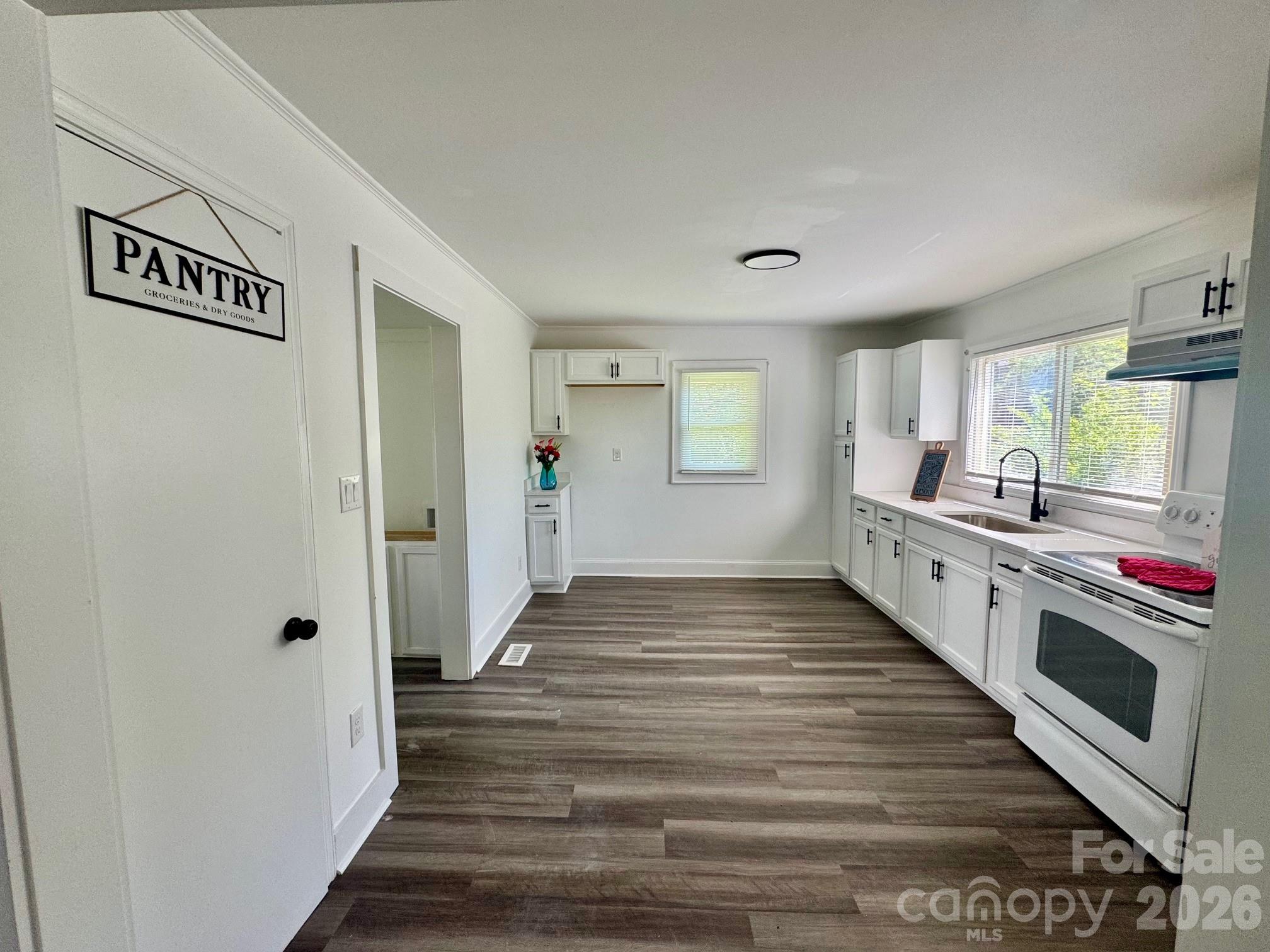 211 Cedar Drive NW — Concord