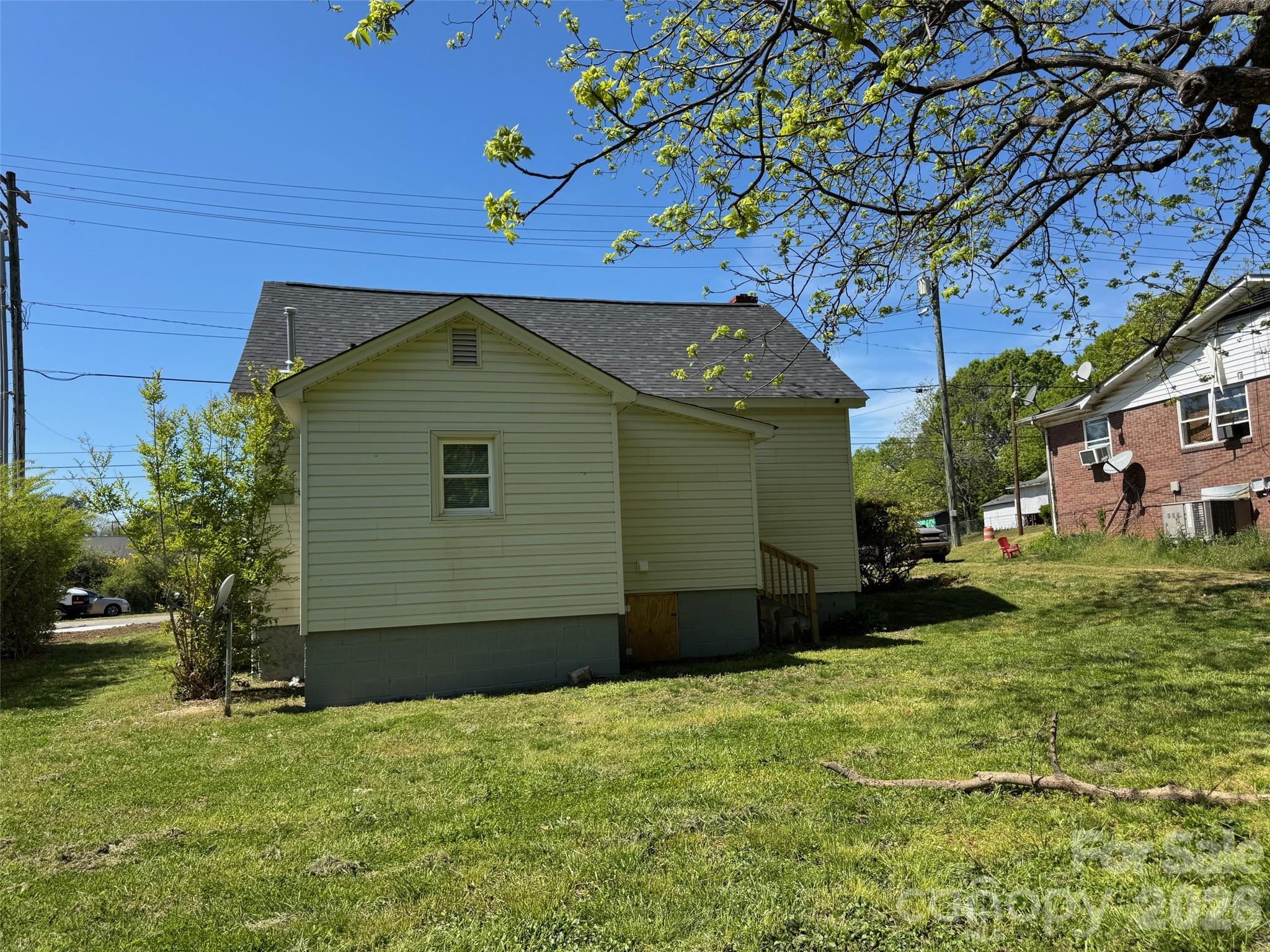 211 Cedar Drive NW — Concord