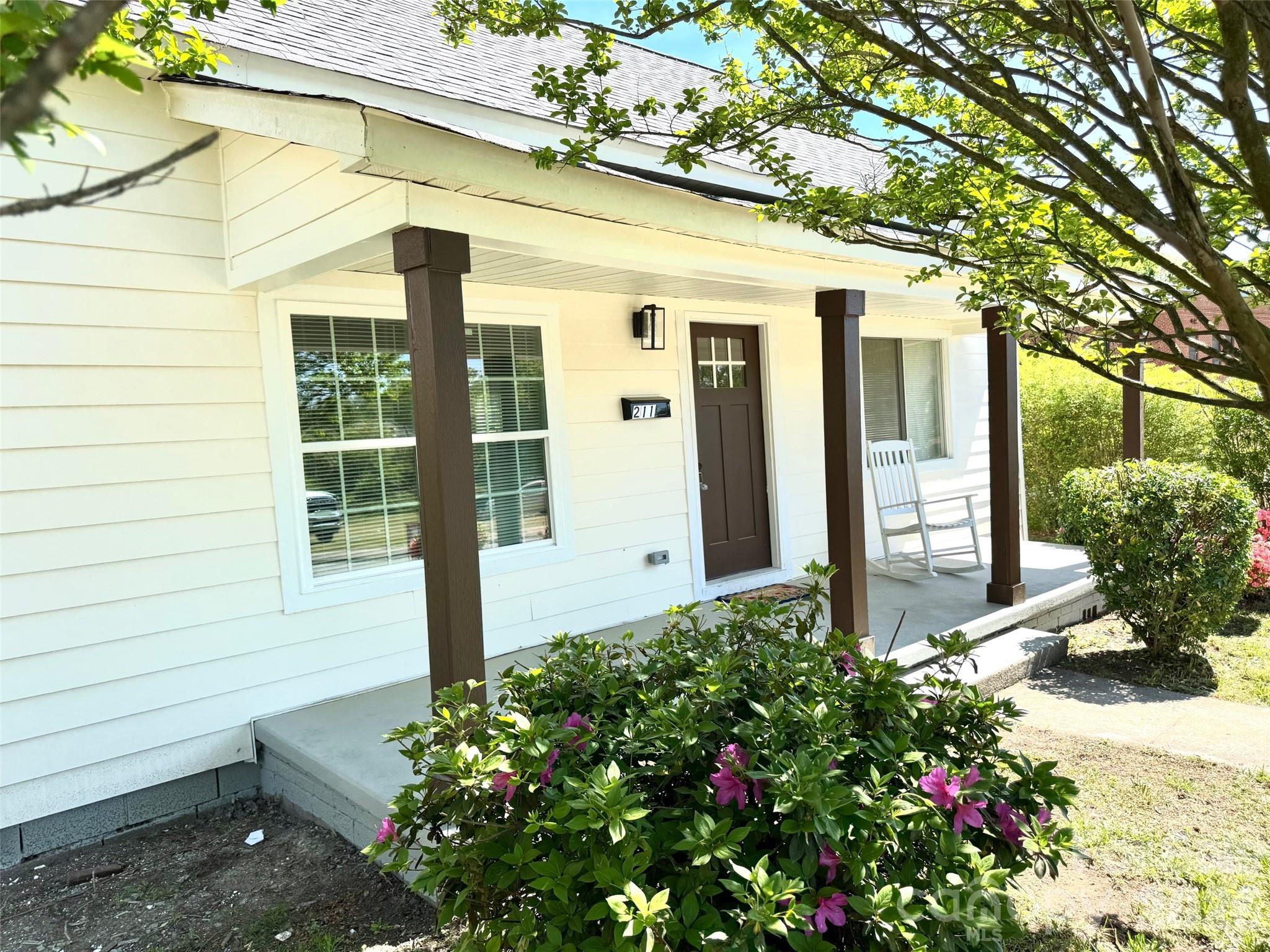 211 Cedar Drive NW — Concord
