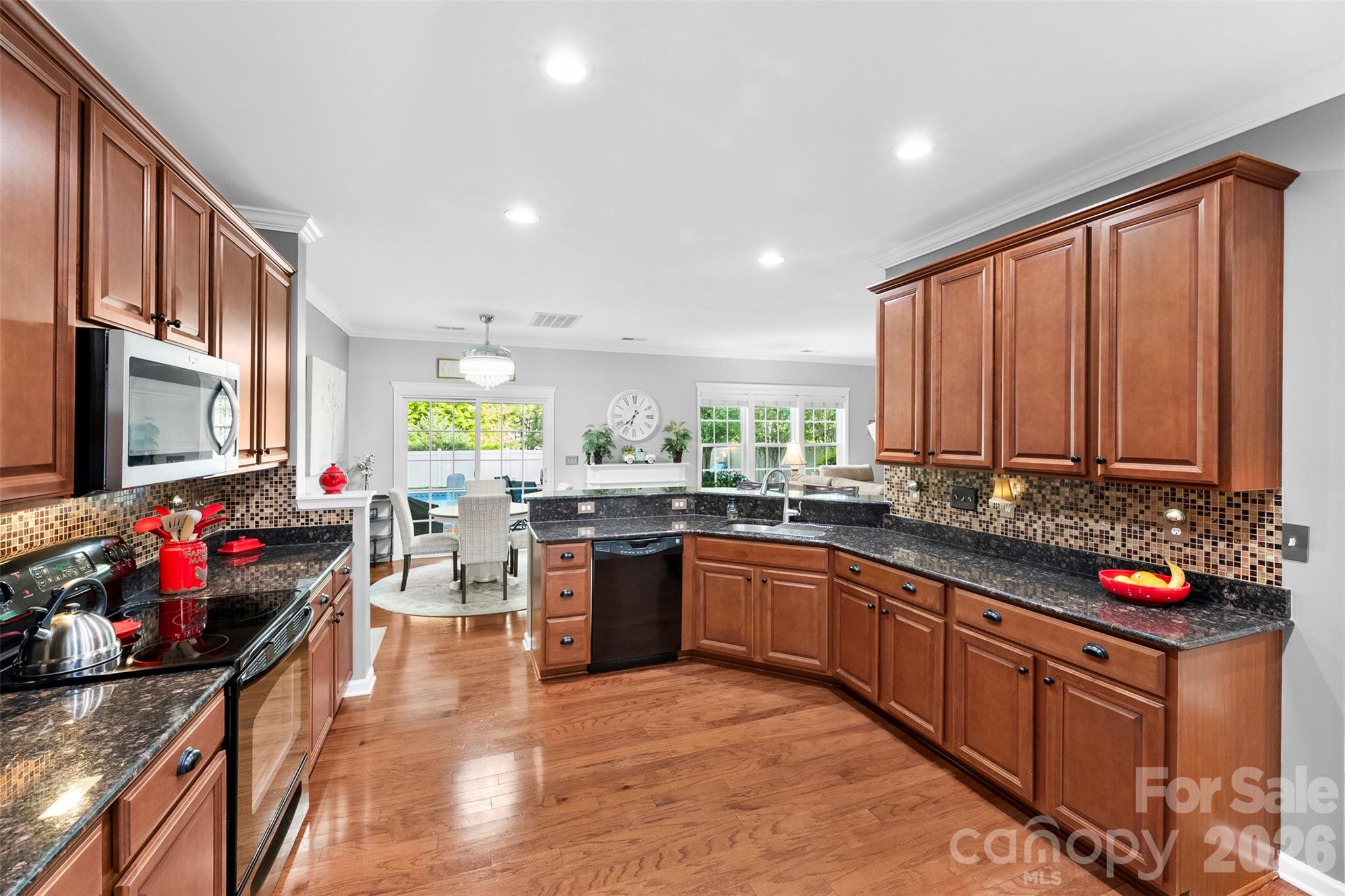 709 Heddington Court — Gastonia