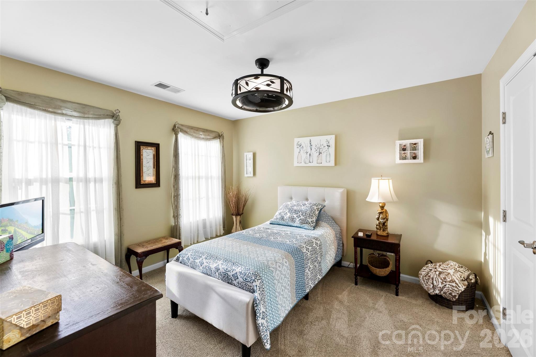 709 Heddington Court — Gastonia