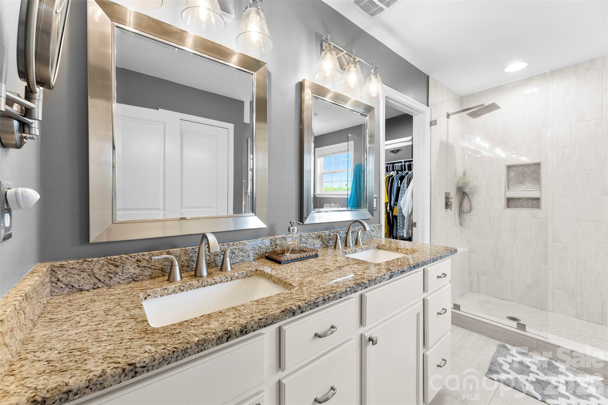 709 Heddington Court — Gastonia