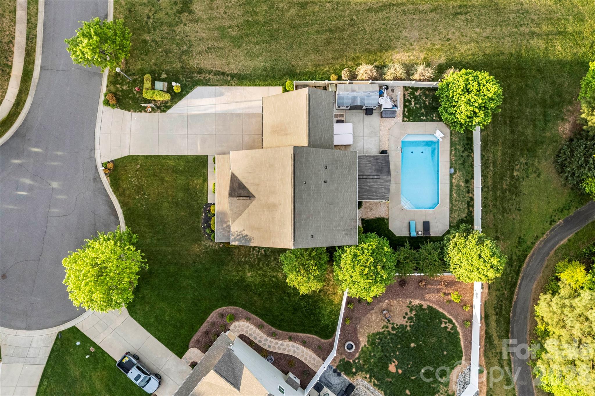 709 Heddington Court — Gastonia