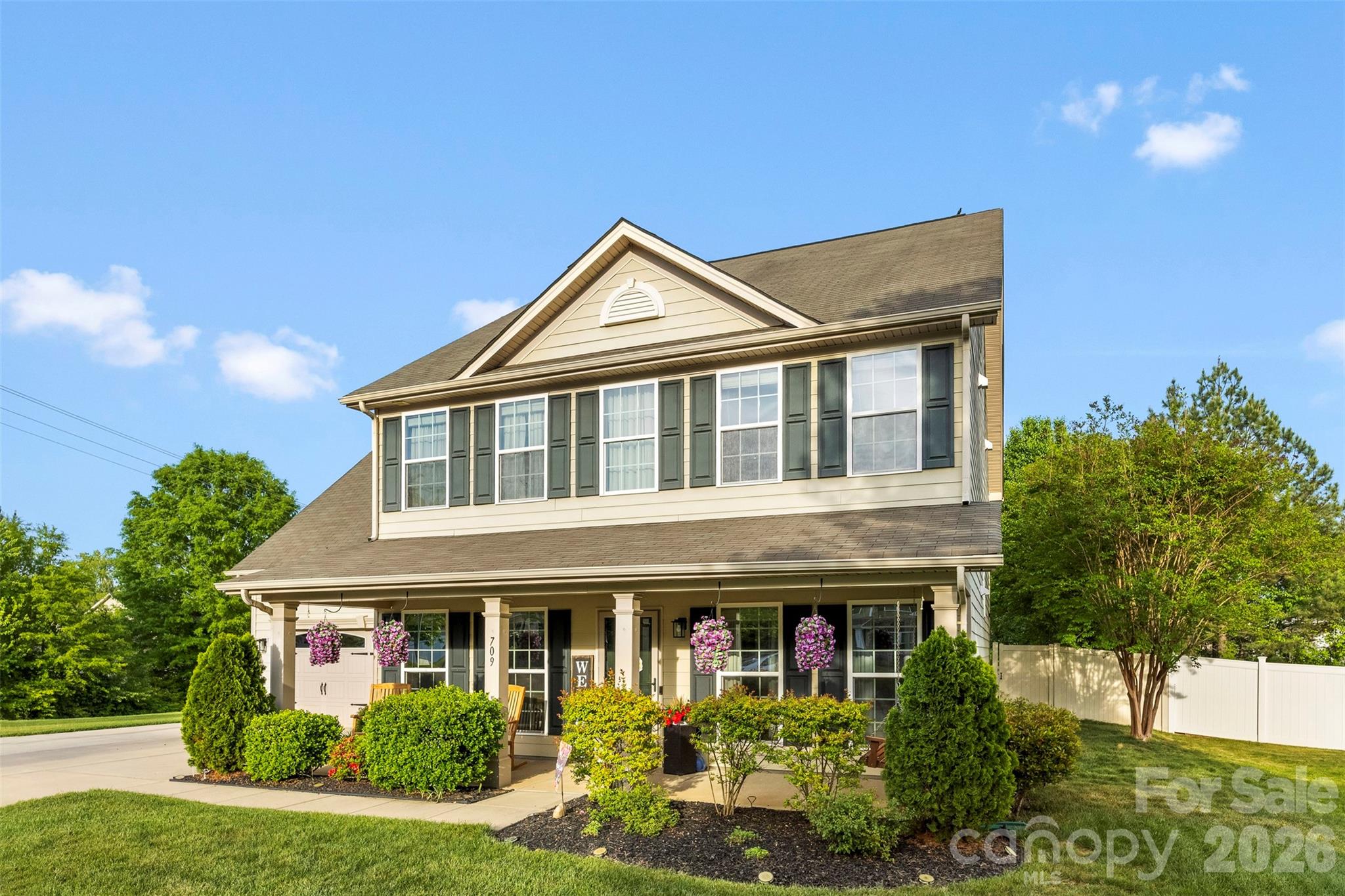 709 Heddington Court — Gastonia
