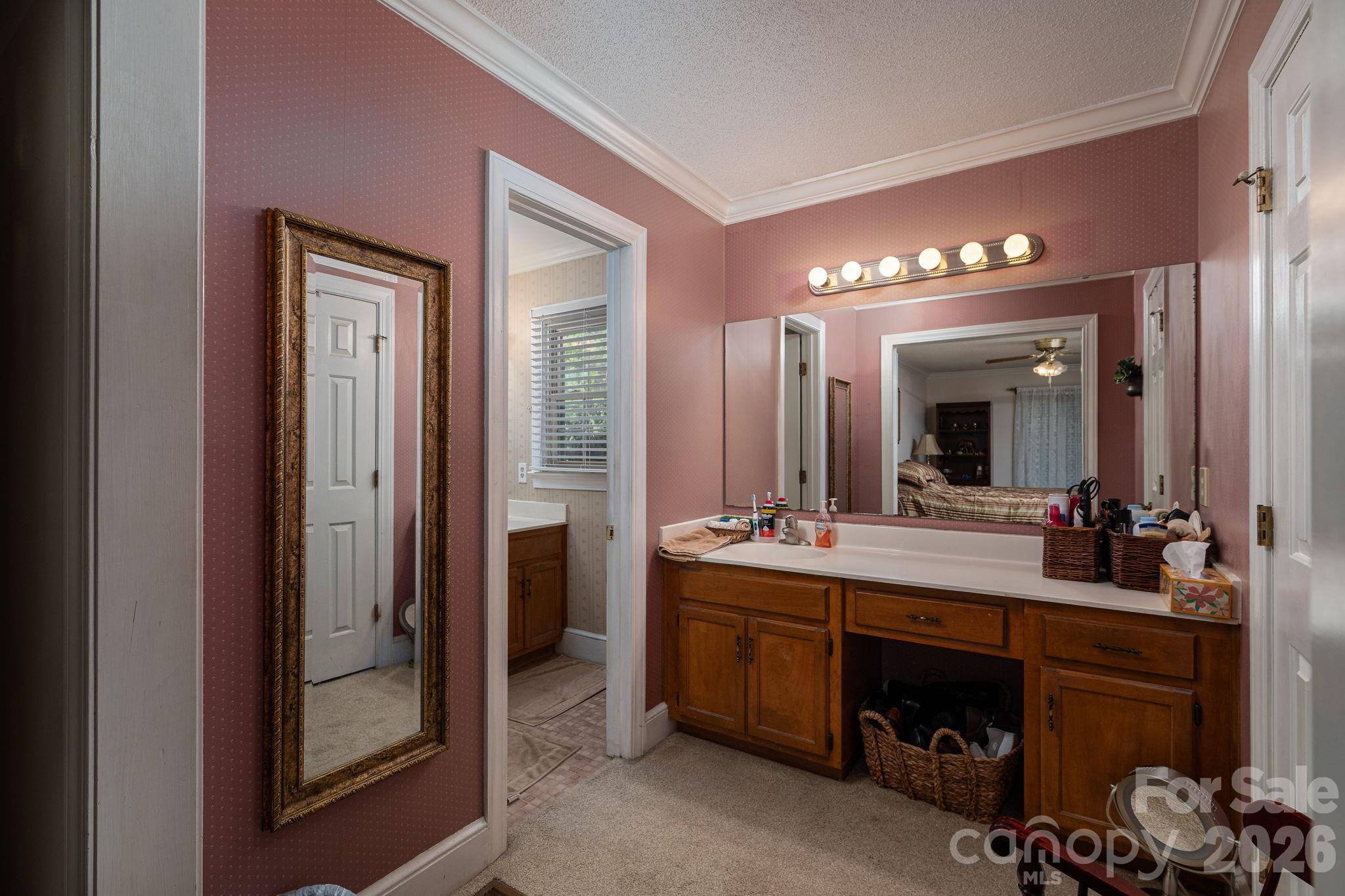 1520 Stableview Drive — Gastonia
