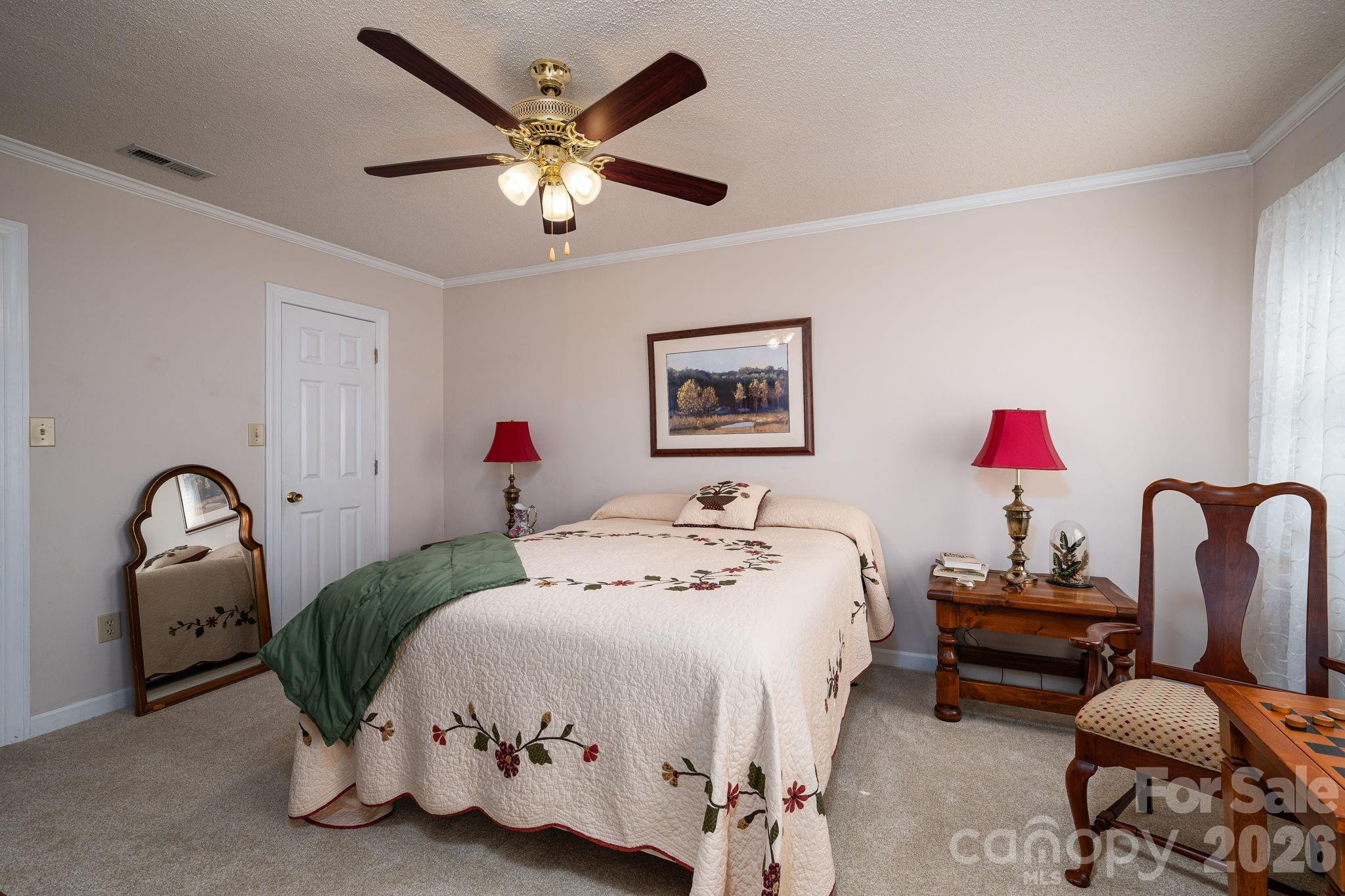 1520 Stableview Drive — Gastonia