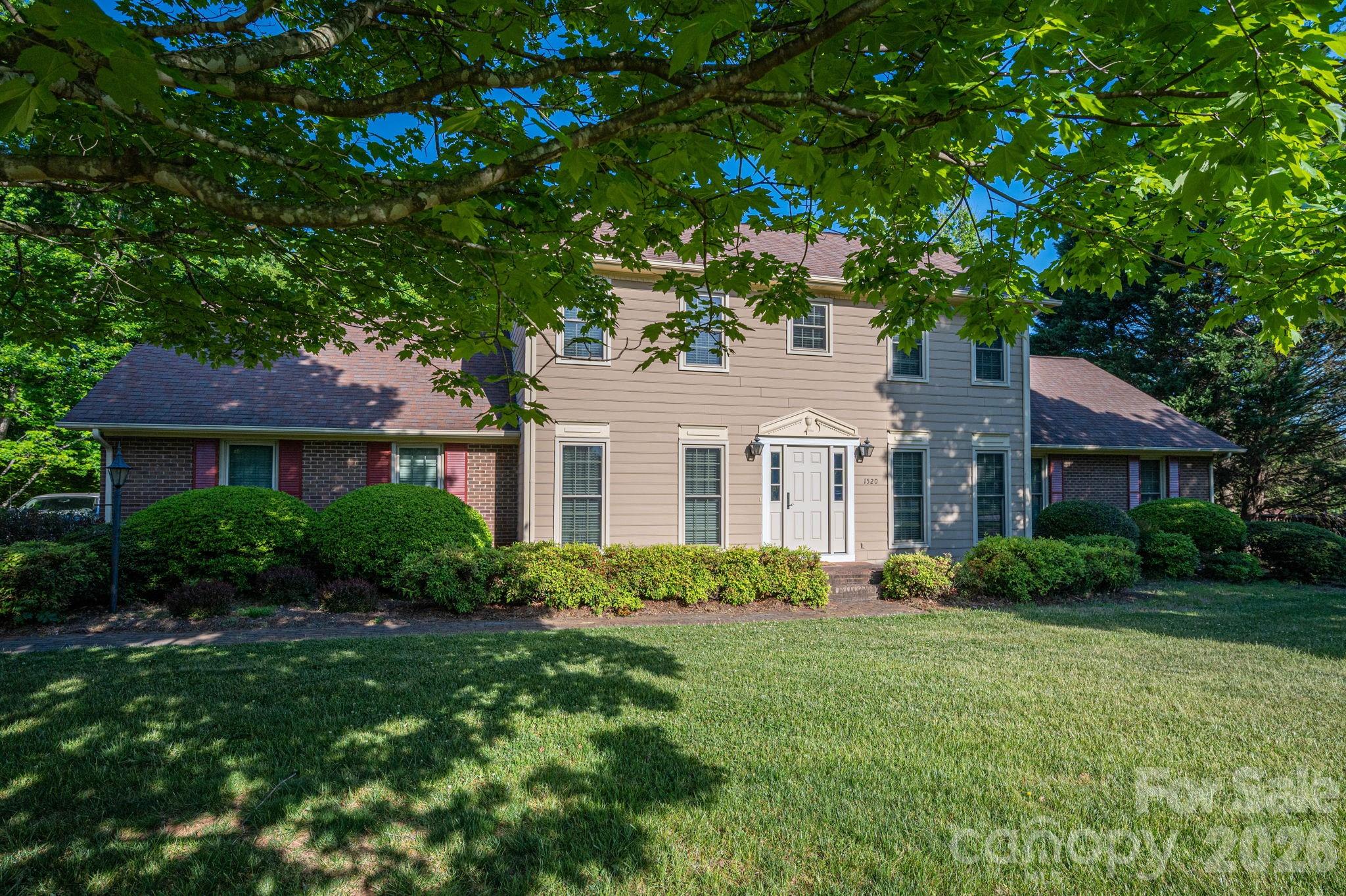1520 Stableview Drive — Gastonia