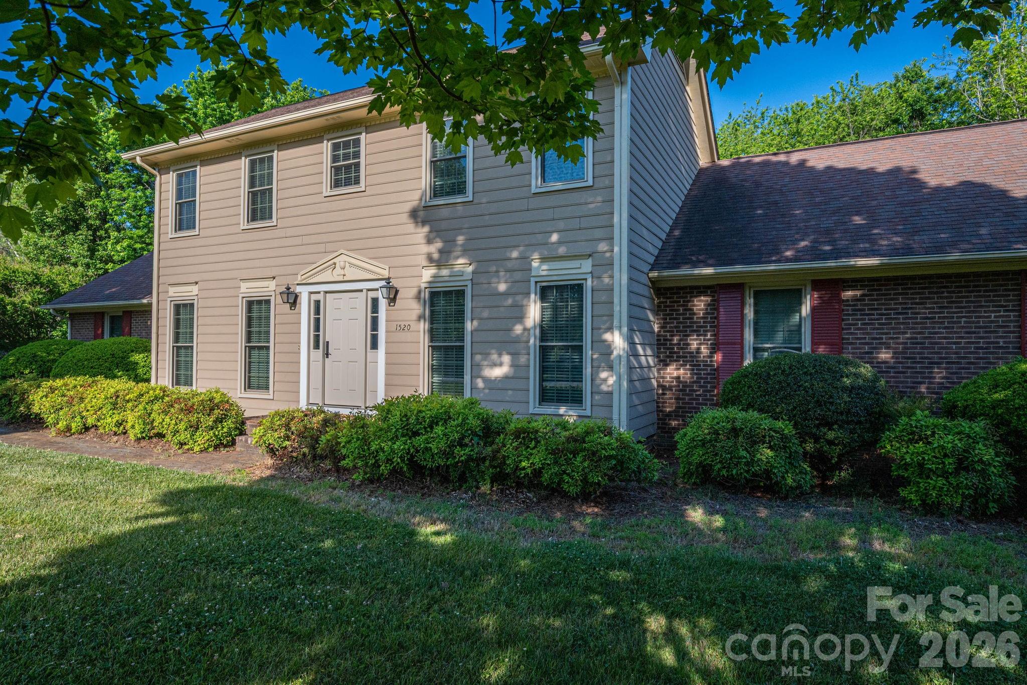 1520 Stableview Drive — Gastonia