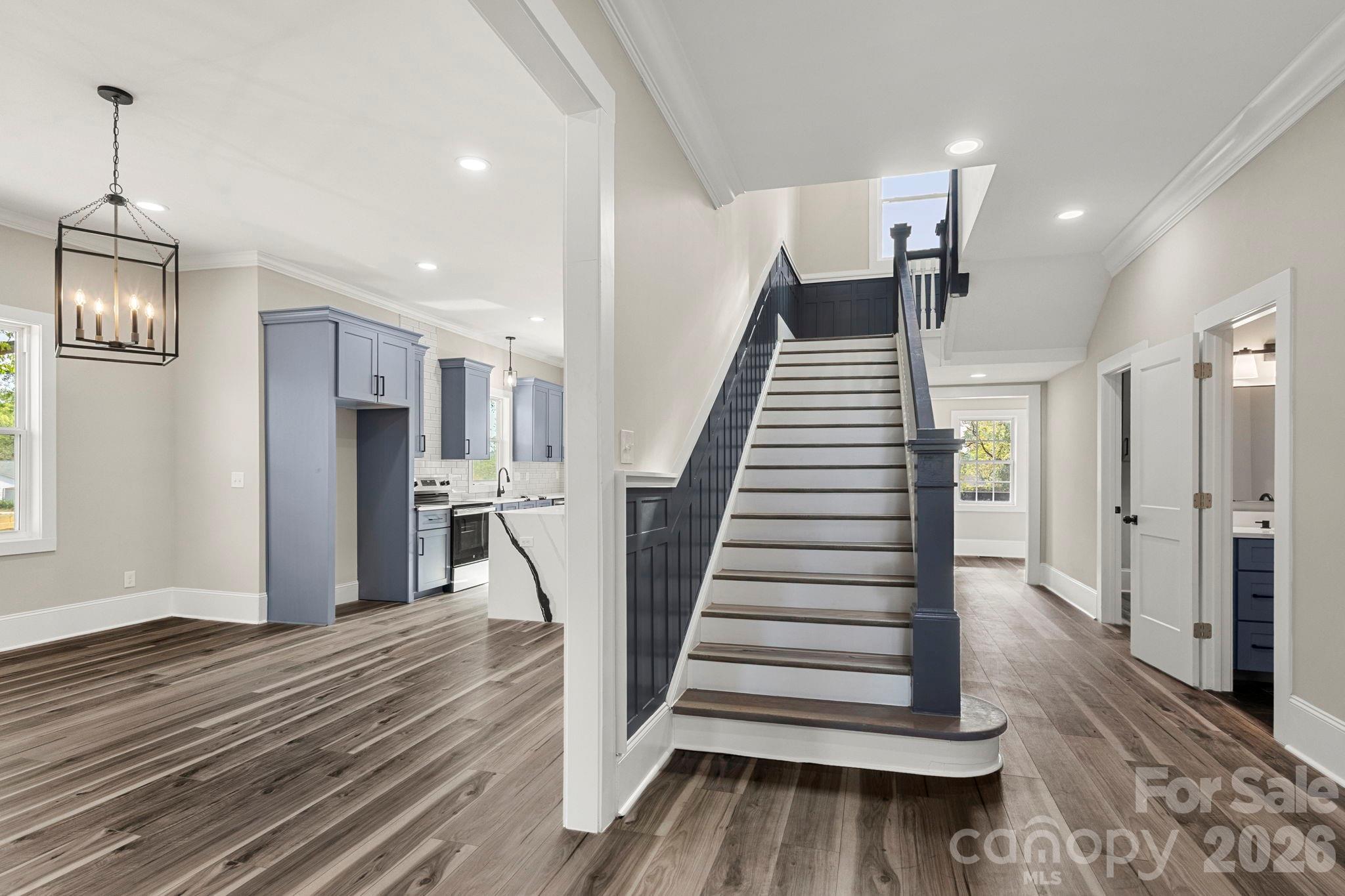 918 N New Hope Road — Gastonia
