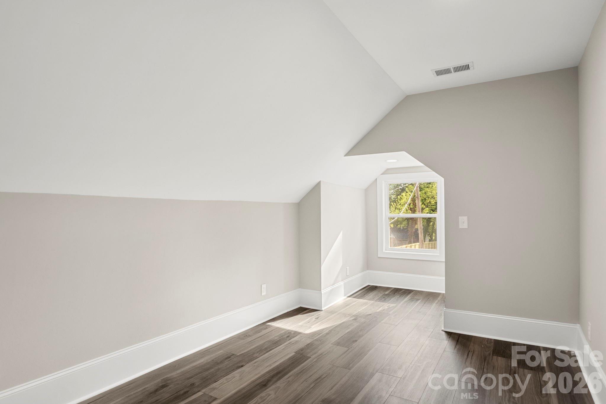 918 N New Hope Road — Gastonia